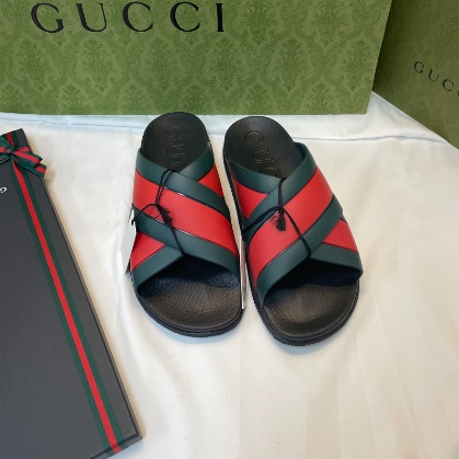 Gucci Web Rubber Slide Green Red 착용 스타일