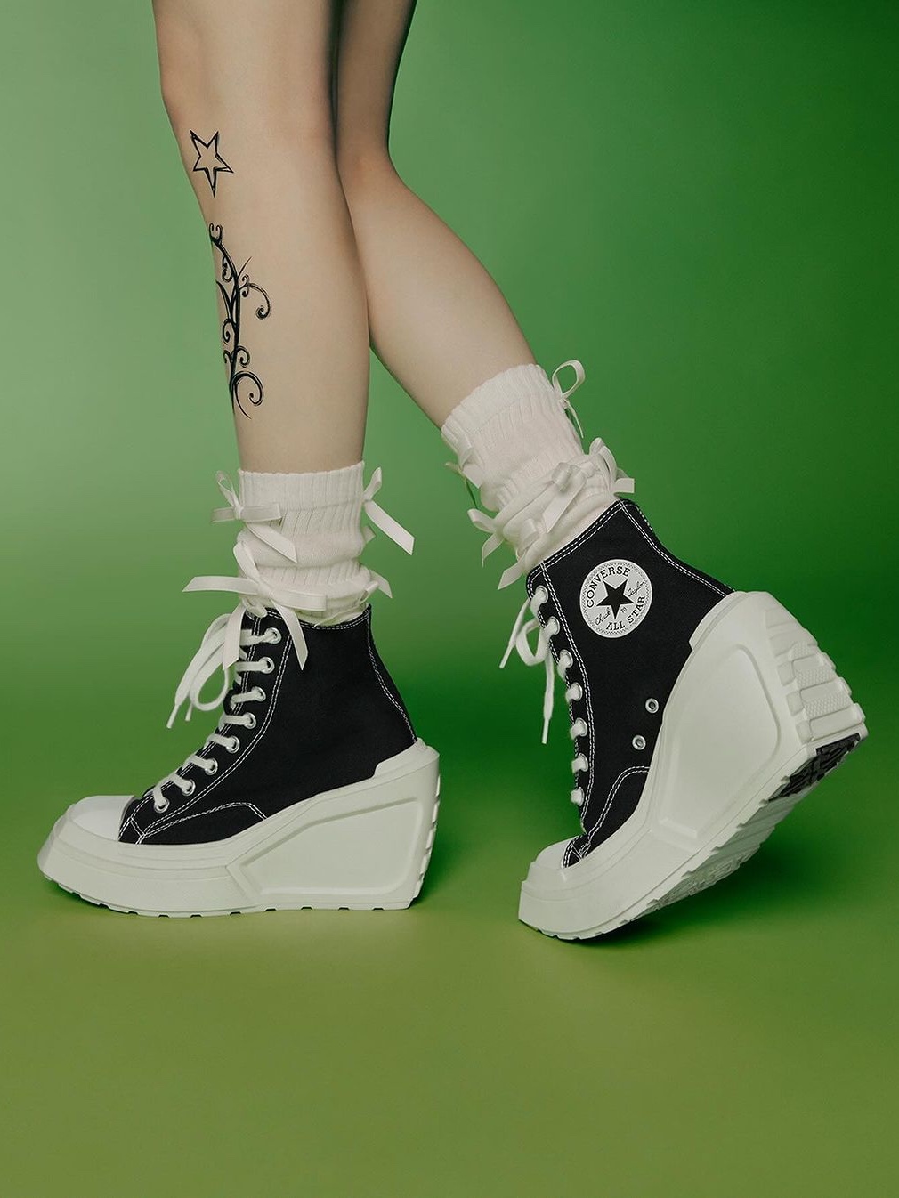 (W) Converse Chuck 70 De Luxe Wedge Black, (W) Converse Chuck 70 De Luxe Wedge Egglet 착용 스타일 - 3