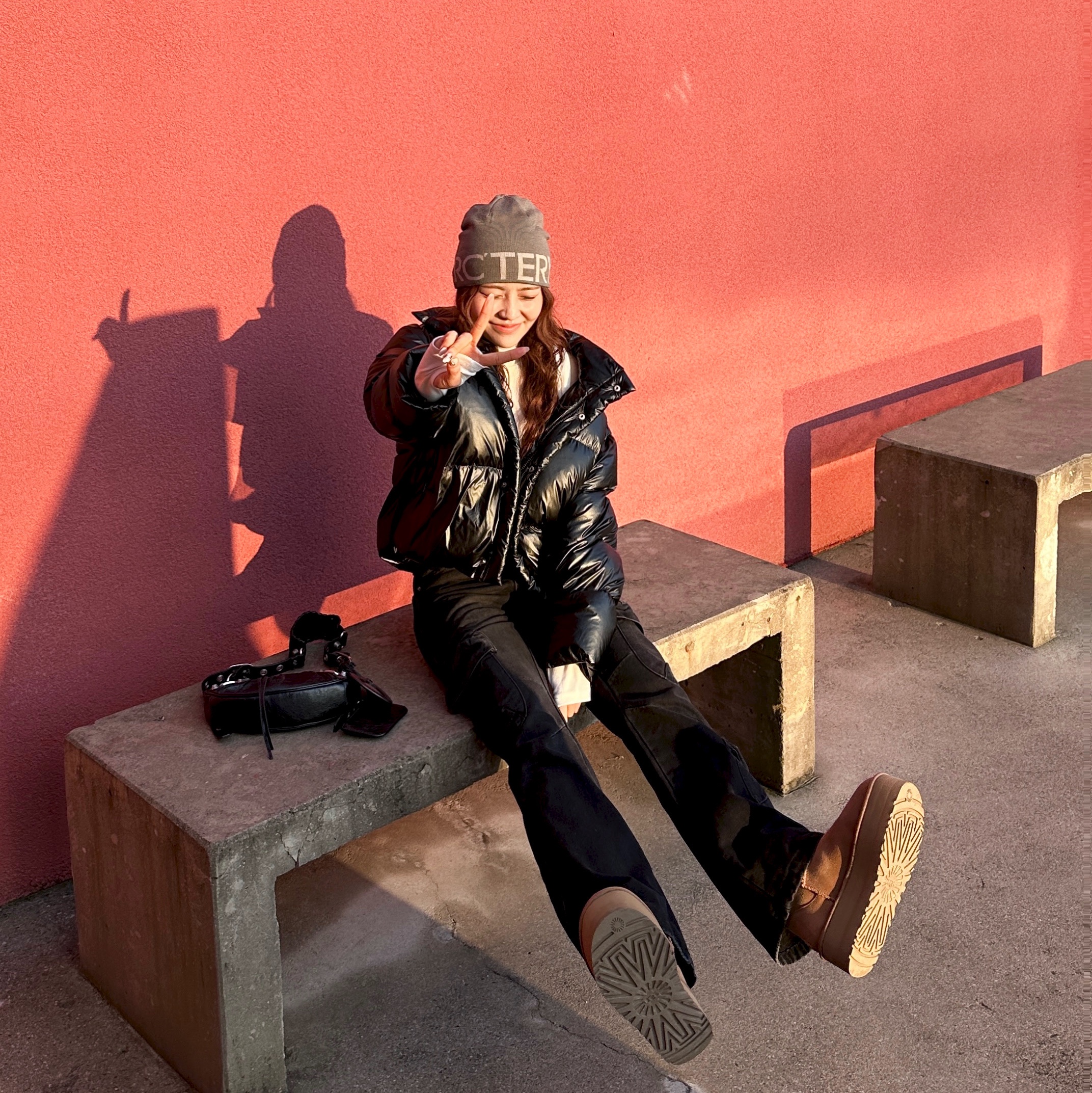 Arc'teryx Word Head Toque Forage Habitat, (W) UGG Classic Mini Platform Boots Chestnut 착용 스타일 - 3