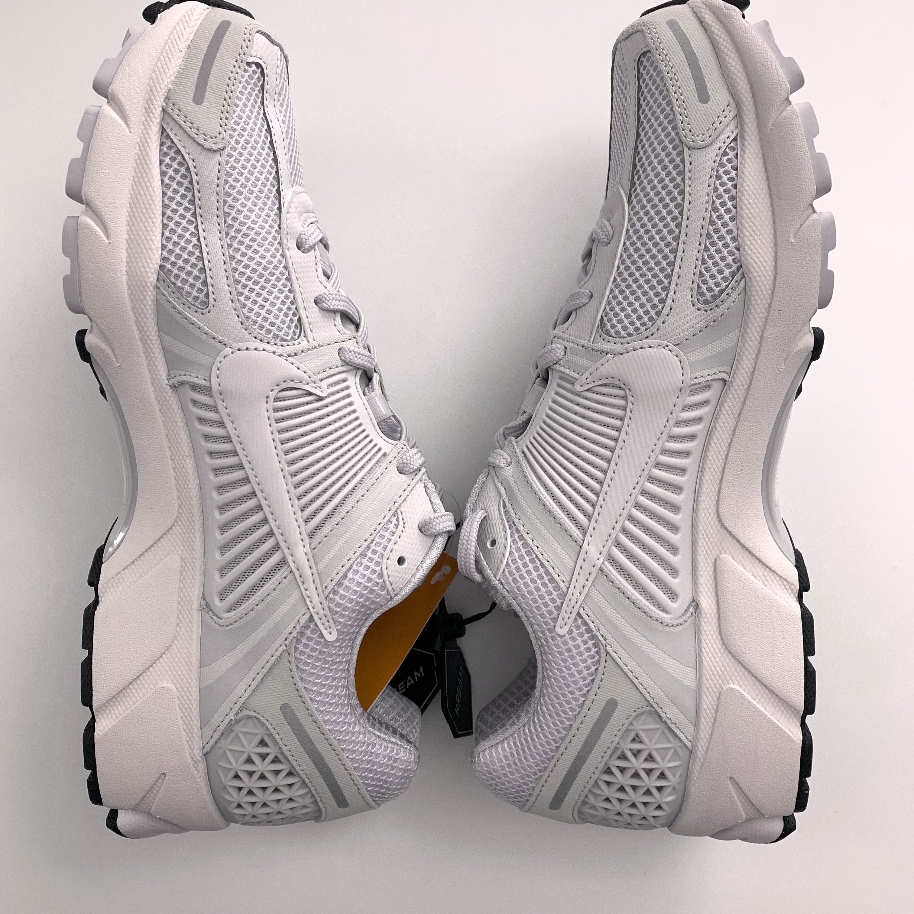Nike Zoom Vomero 5 SP Vast Grey 2023 착용 스타일 - 4