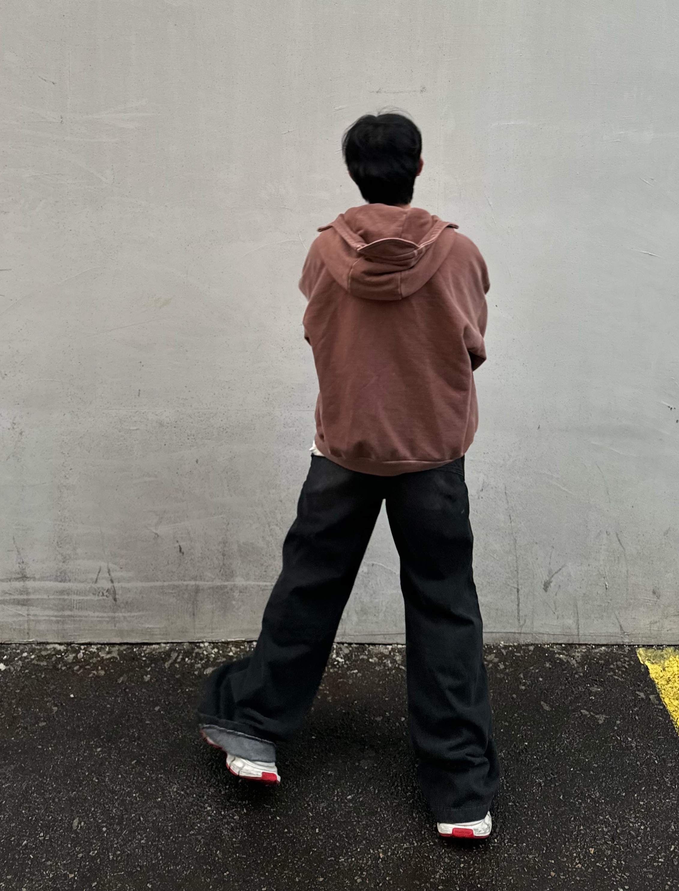 Balenciaga 3XL Sneakers White Red 착용 스타일 - 4
