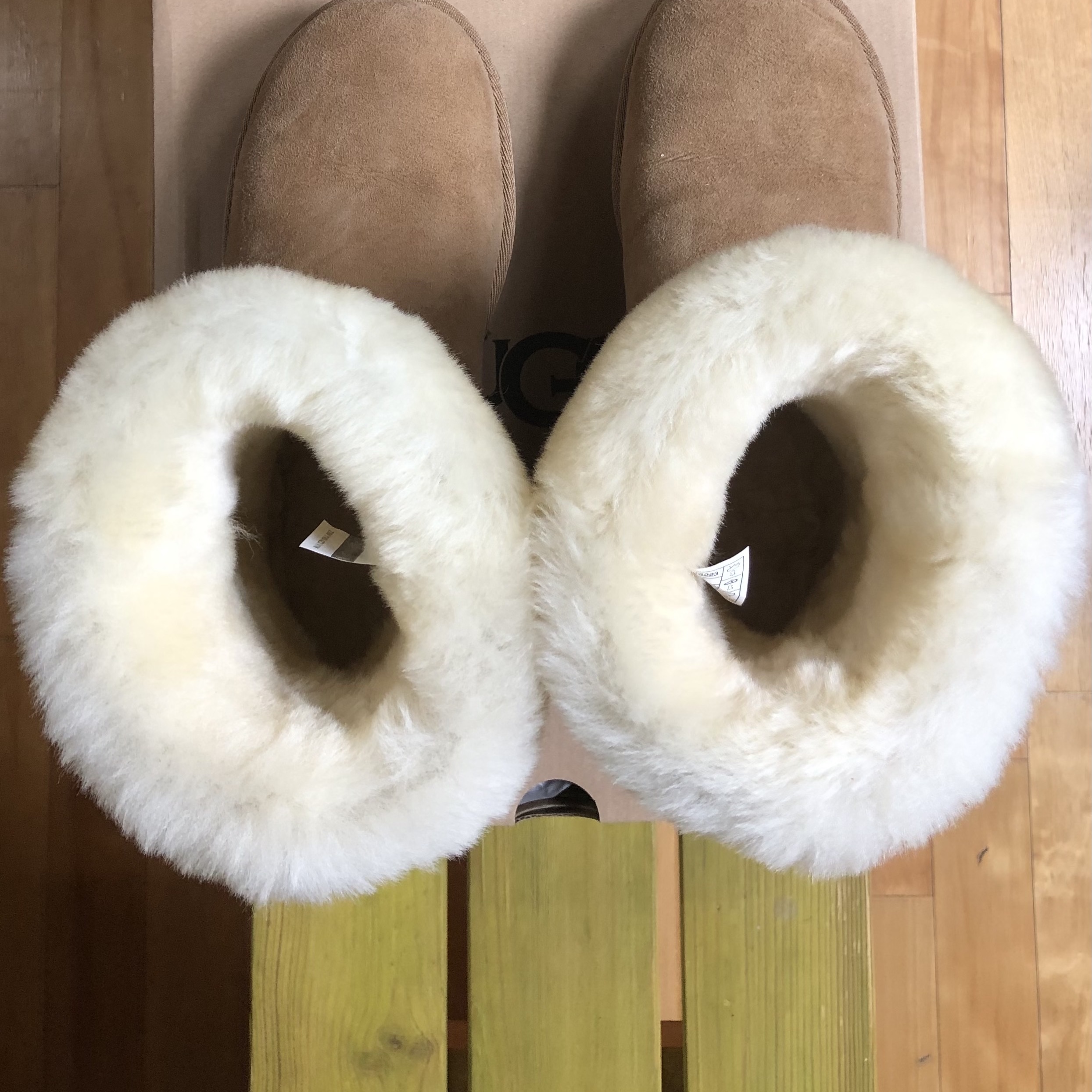 (W) UGG Classic Short II Boots Chestnut 착용 스타일