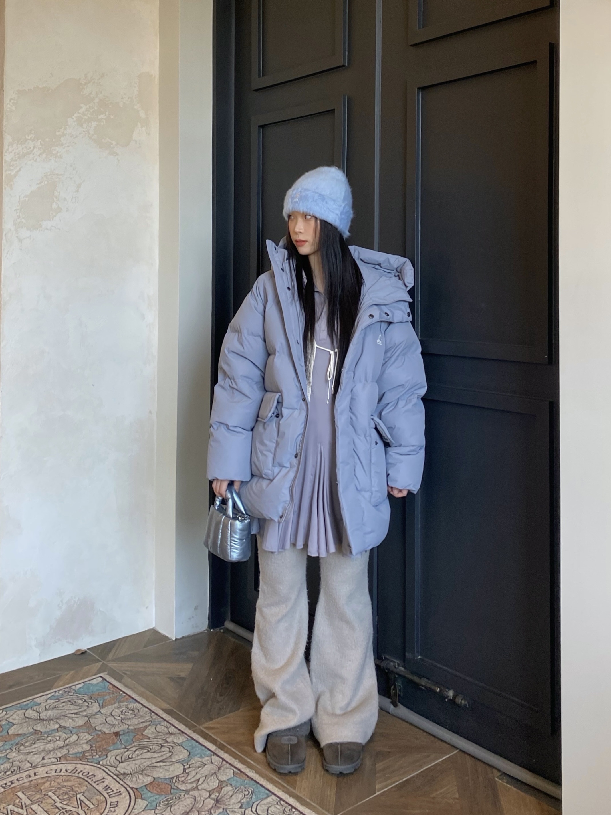 UGG x Palace Tasman Slipper Chestnut, Subu Permanent F-Line Dots 착용 스타일 - 4