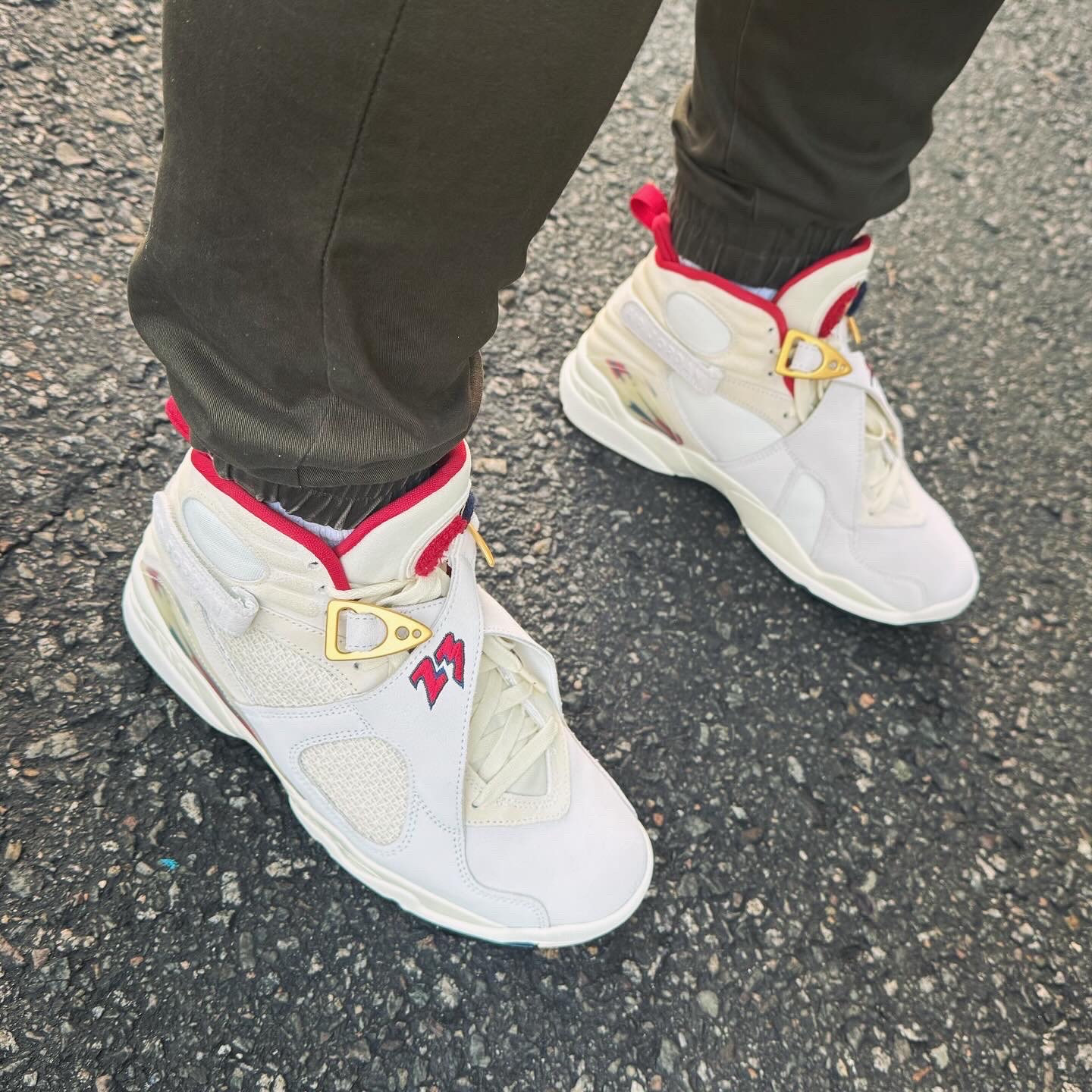 Jordan 8 x SoleFly Retro SP Mi Casa es Su Casa 착용 스타일 - 2