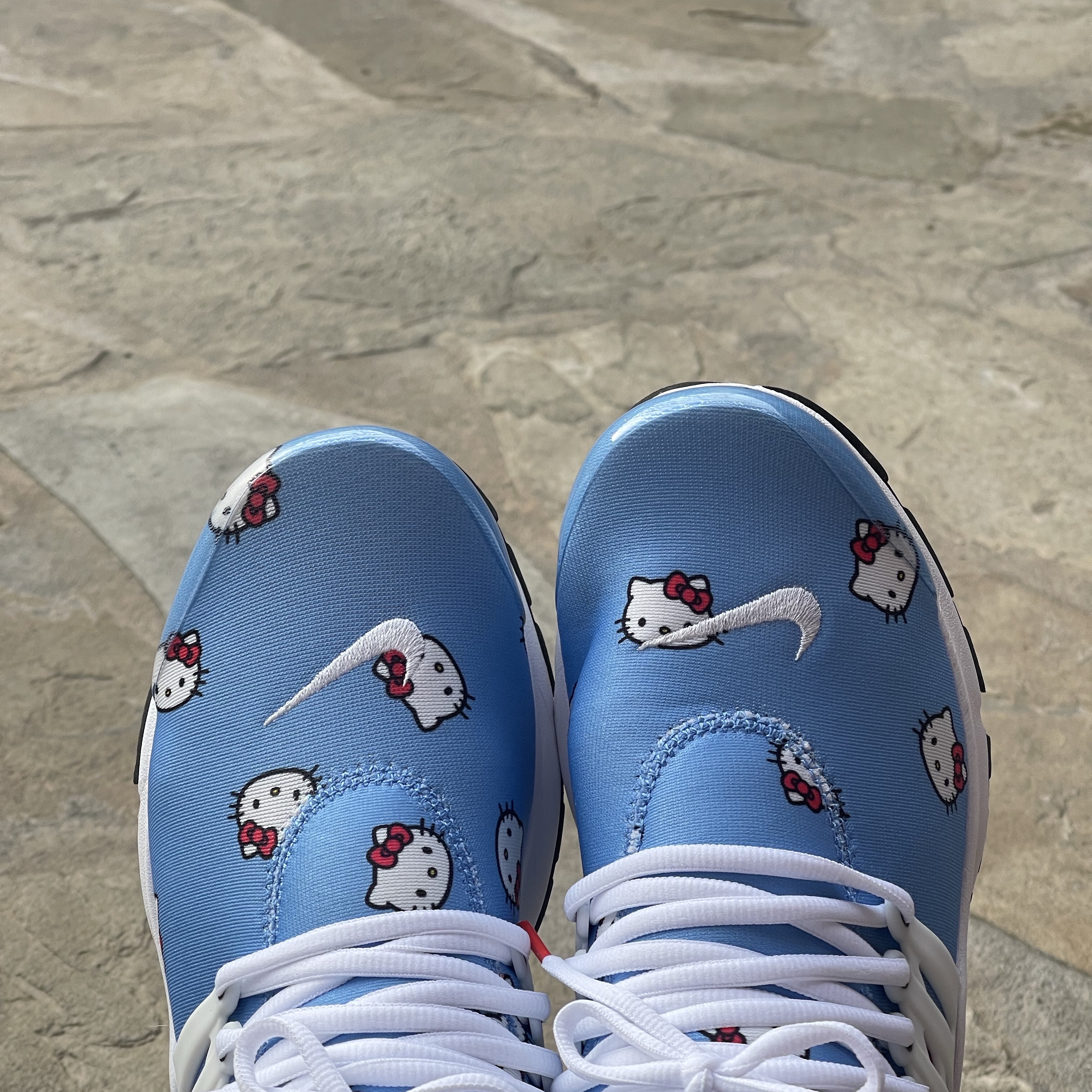 Nike x Hello Kitty Air Presto University Blue 착용 스타일