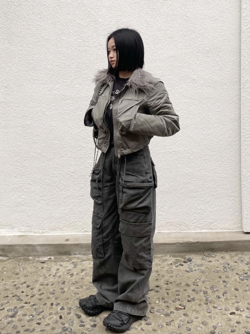 Nike ACG Mountain Fly Low Gore-Tex SE Dark Smoke Grey, Nike x Martine Rose Shox MR4 Black 착용 스타일 - 4