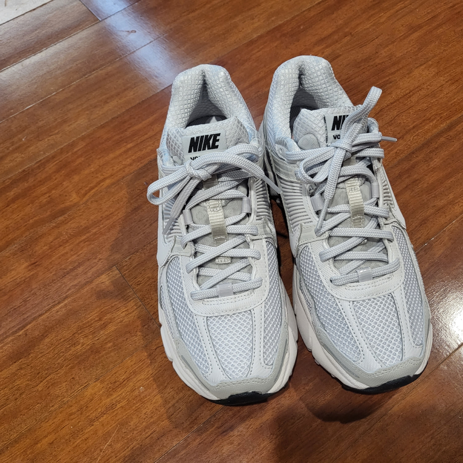 Nike Zoom Vomero 5 SP Vast Grey 2023 착용 스타일 - 3