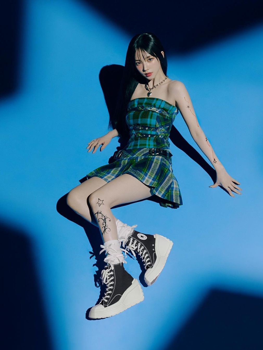 (W) Converse Chuck 70 De Luxe Wedge Black, (W) Converse Chuck 70 De Luxe Wedge Egglet 착용 스타일 - 2