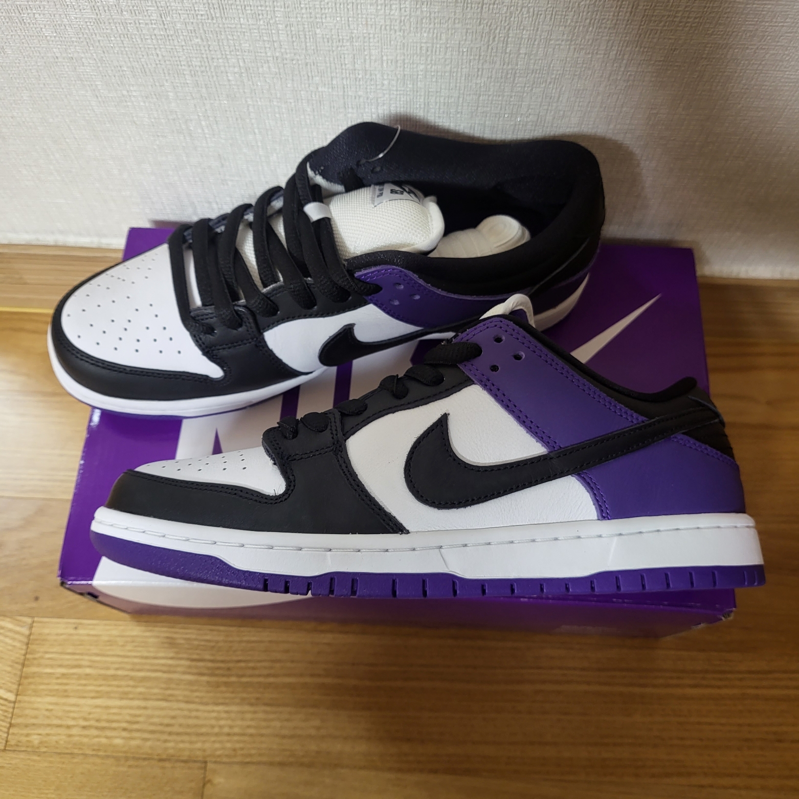 Nike SB Dunk Low Pro Court Purple 착용 스타일 - 2
