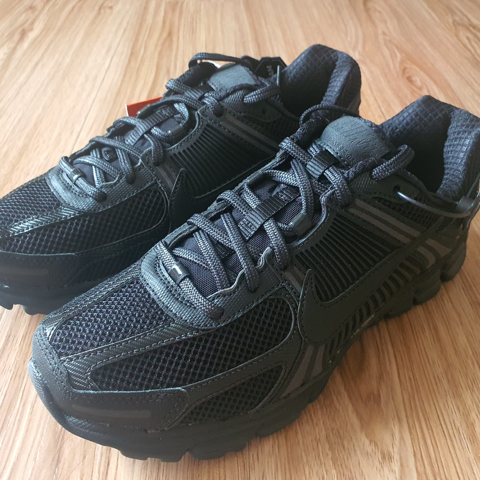 Nike Zoom Vomero 5 SP Black 착용 스타일