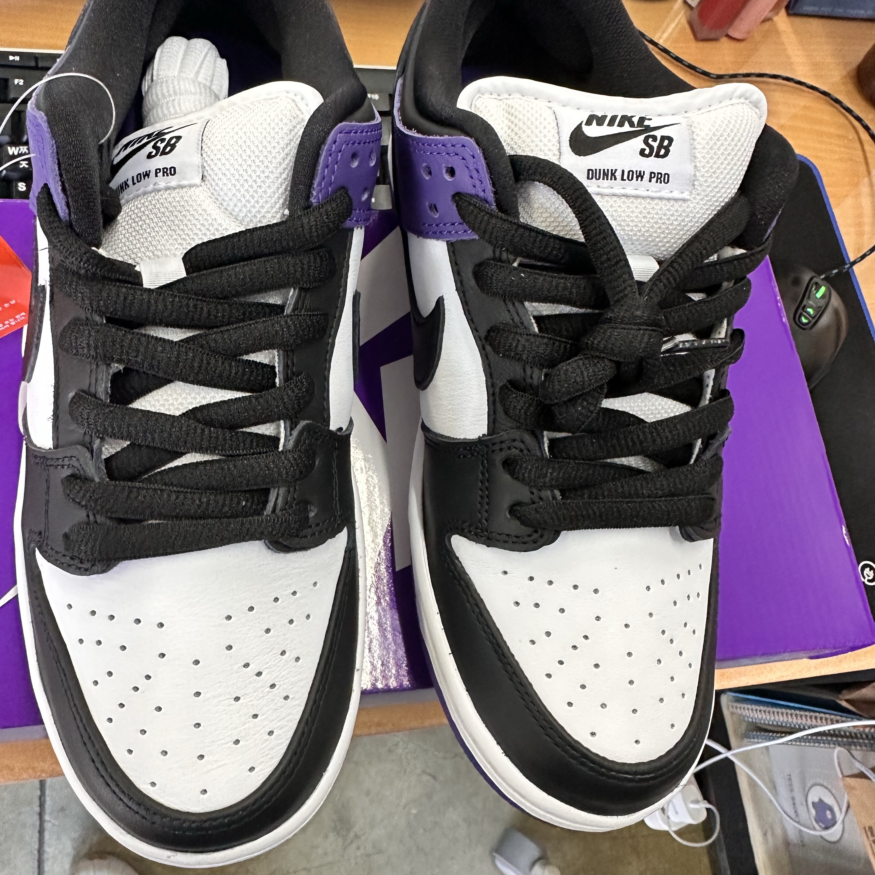 Nike SB Dunk Low Pro Court Purple 착용 스타일