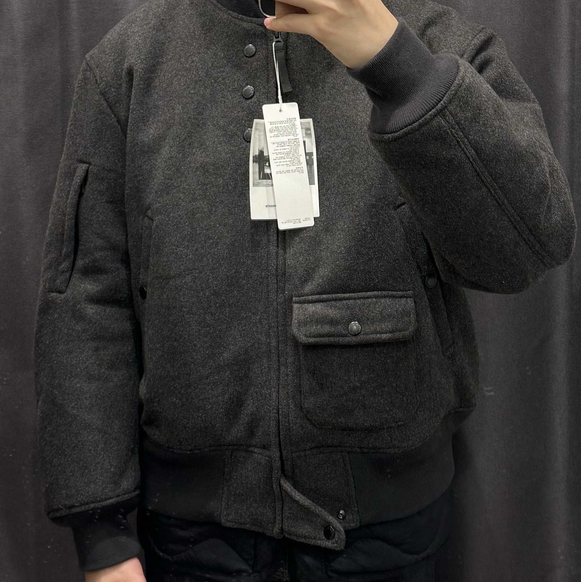 Uniqlo x Engineered Garments Pufftech Short Blouson Dark Gray 착용 스타일