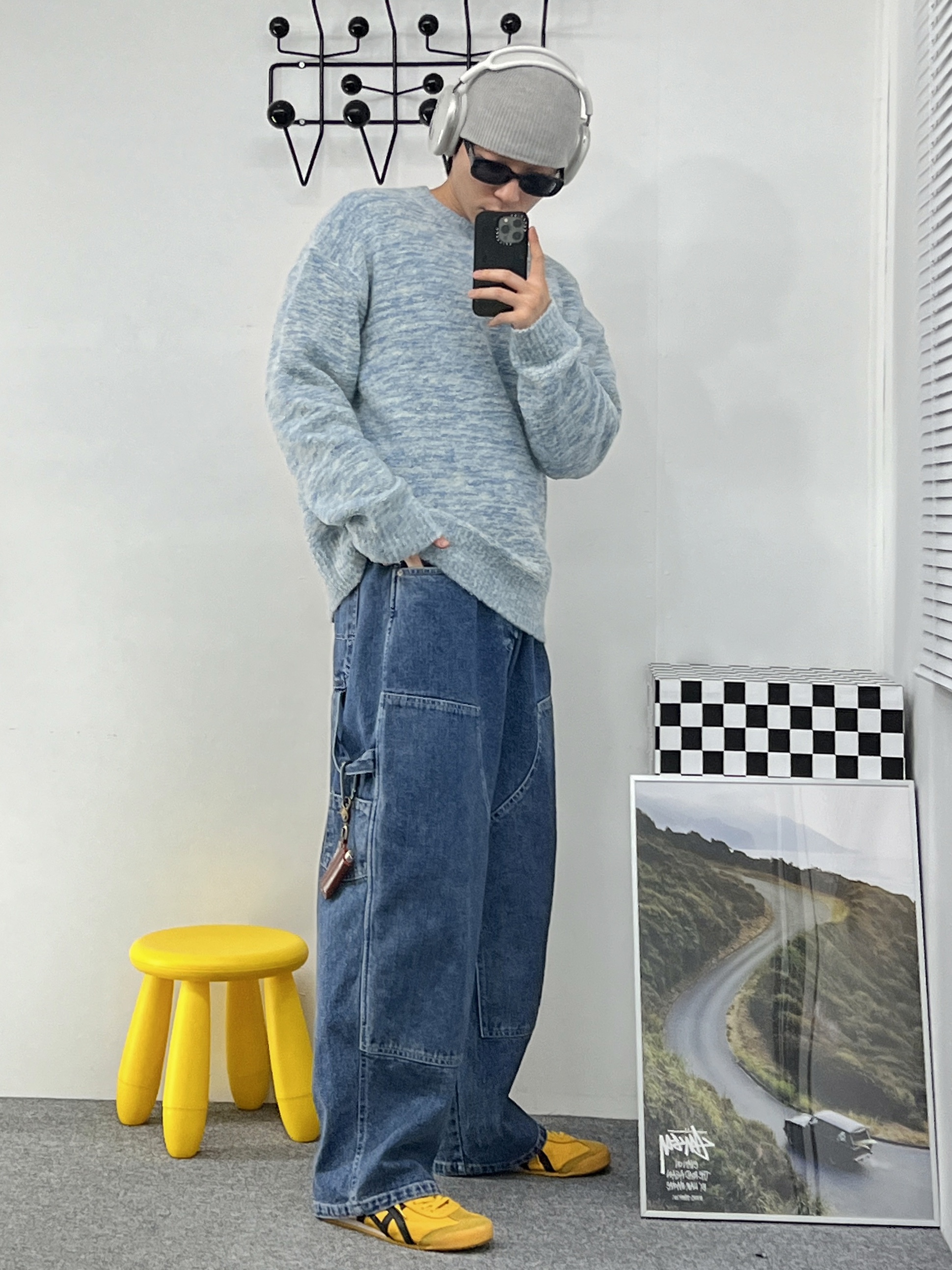 Onitsuka Tiger Mexico 66 Yellow Black, Apple AirPods Max Lightning Silver (Korean Ver.) 착용 스타일 - 1