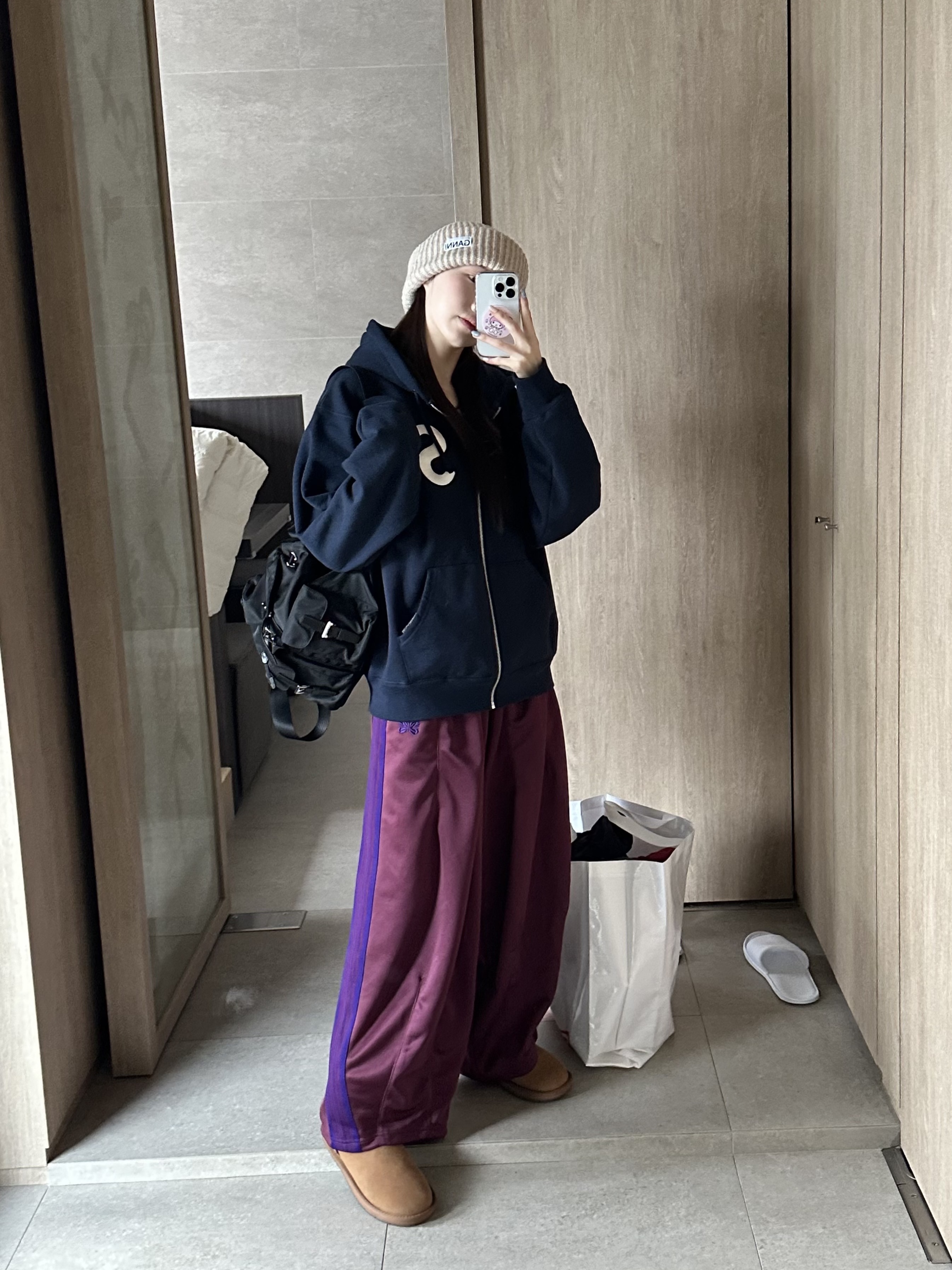 Needles H.D. Track Pants Poly Smooth Wine, Supreme S Logo Zip Up Hooded Sweatshirt Navy - 23FW 착용 스타일 - 2