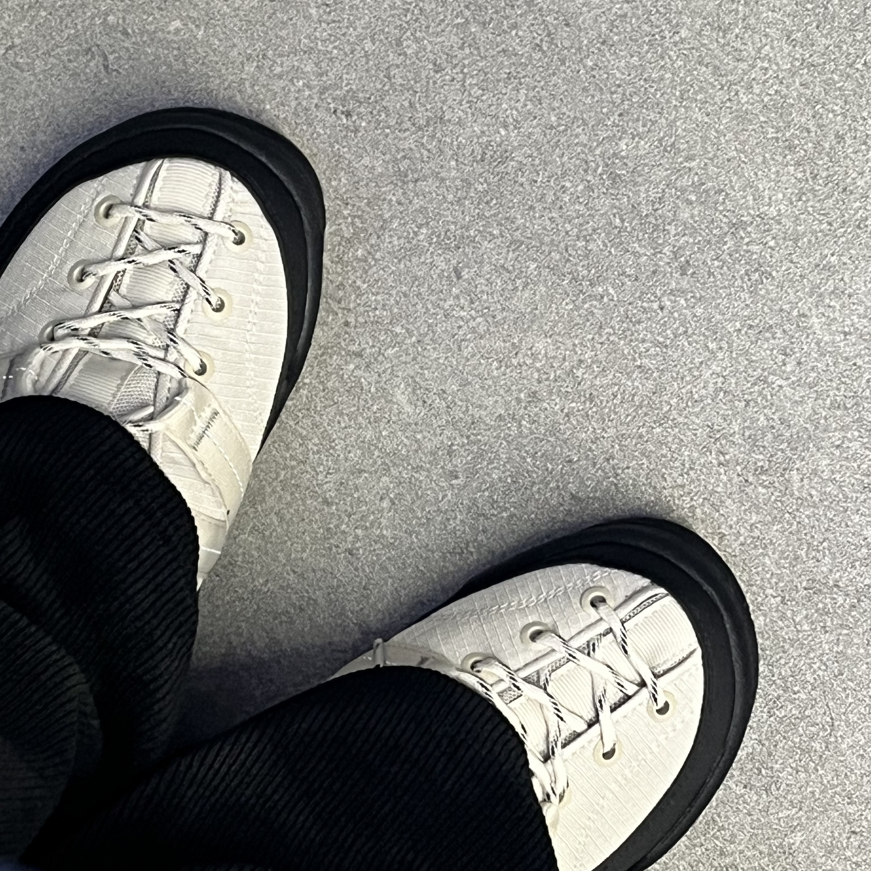 New Balance CRV Mule V2 Ivory 착용 스타일