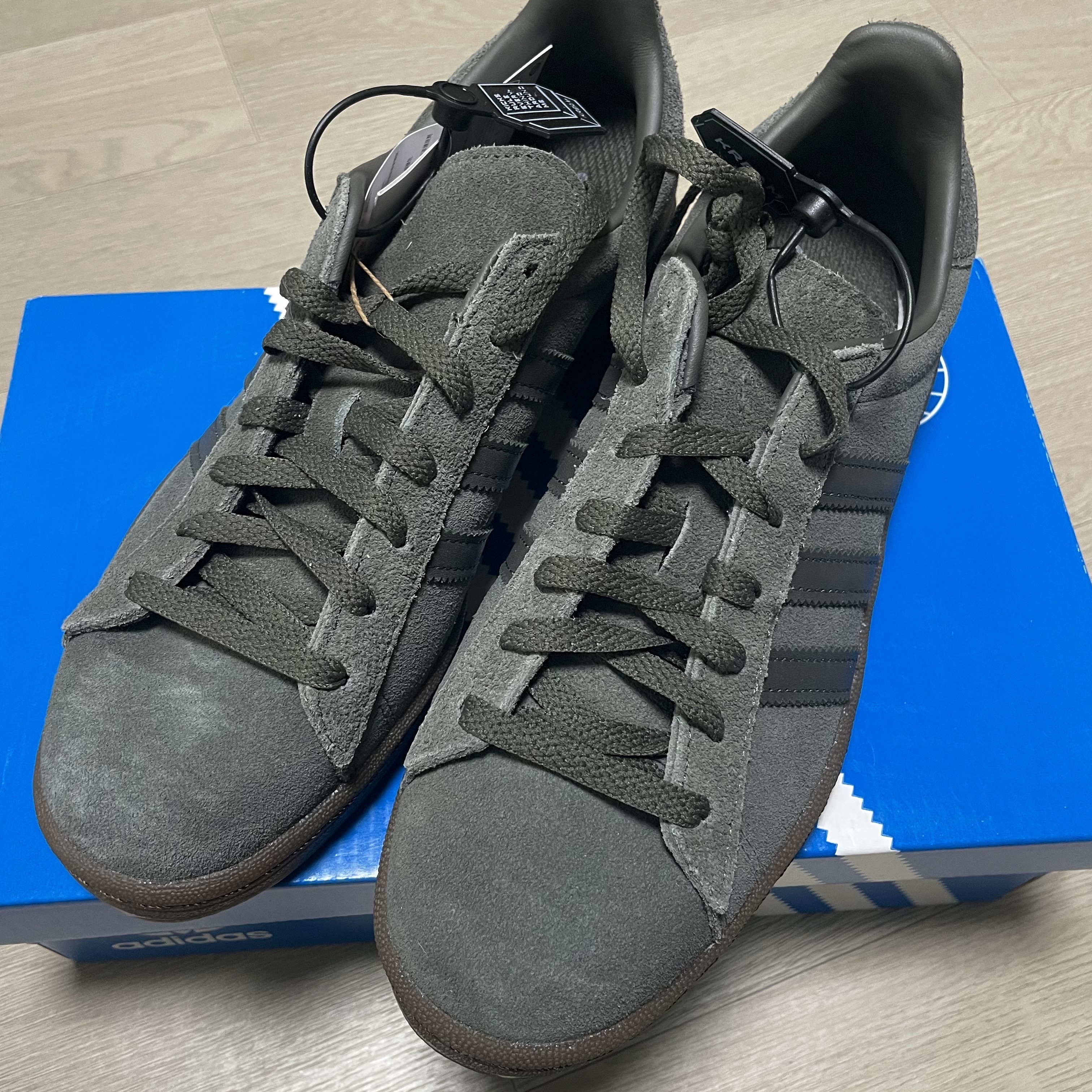 Adidas Campus 80s Utility Grey 착용 스타일