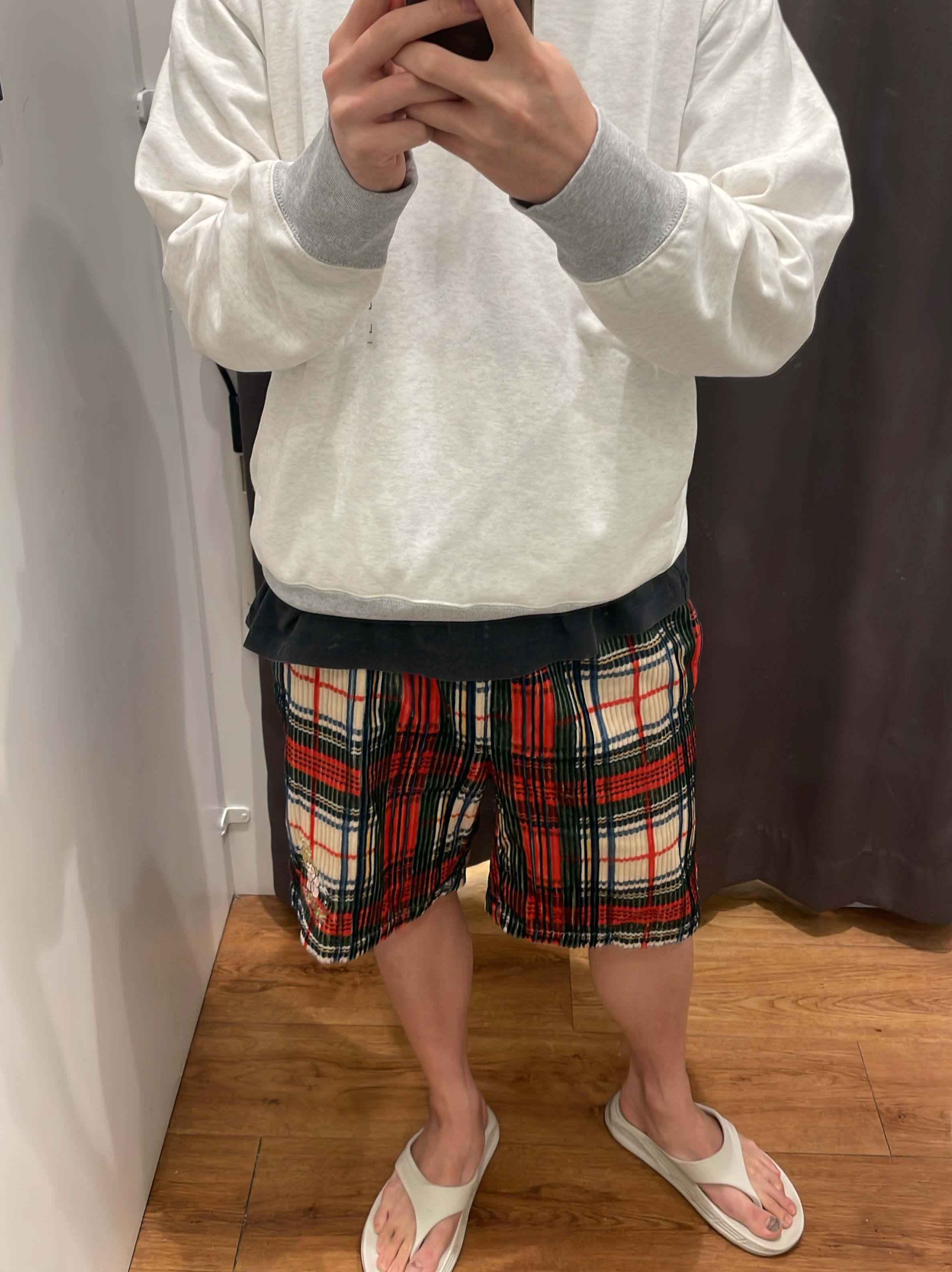 Supreme Corduroy Shorts Plaid - 22SS 착용 스타일