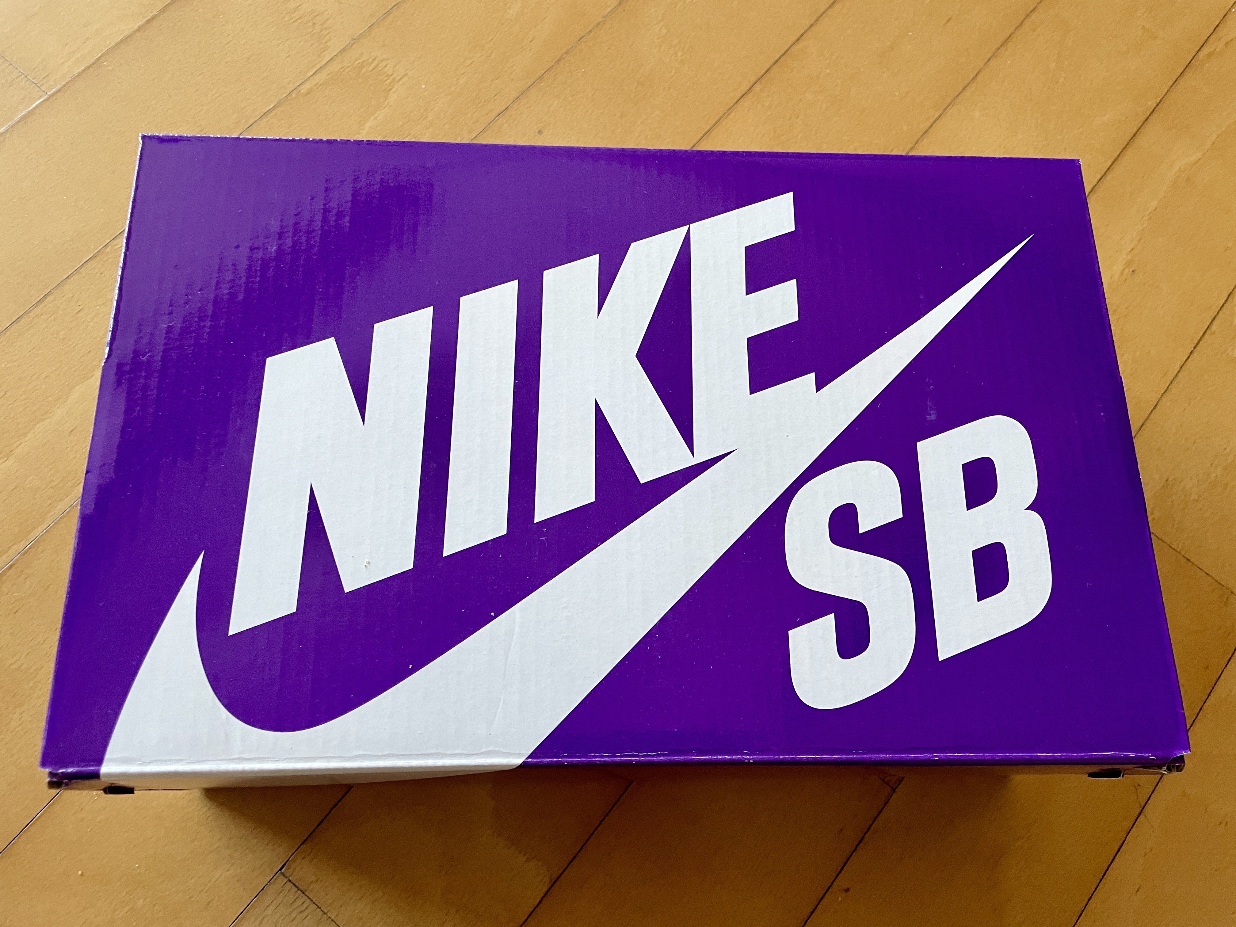 Nike SB Dunk Low Pro Court Purple 착용 스타일 - 1
