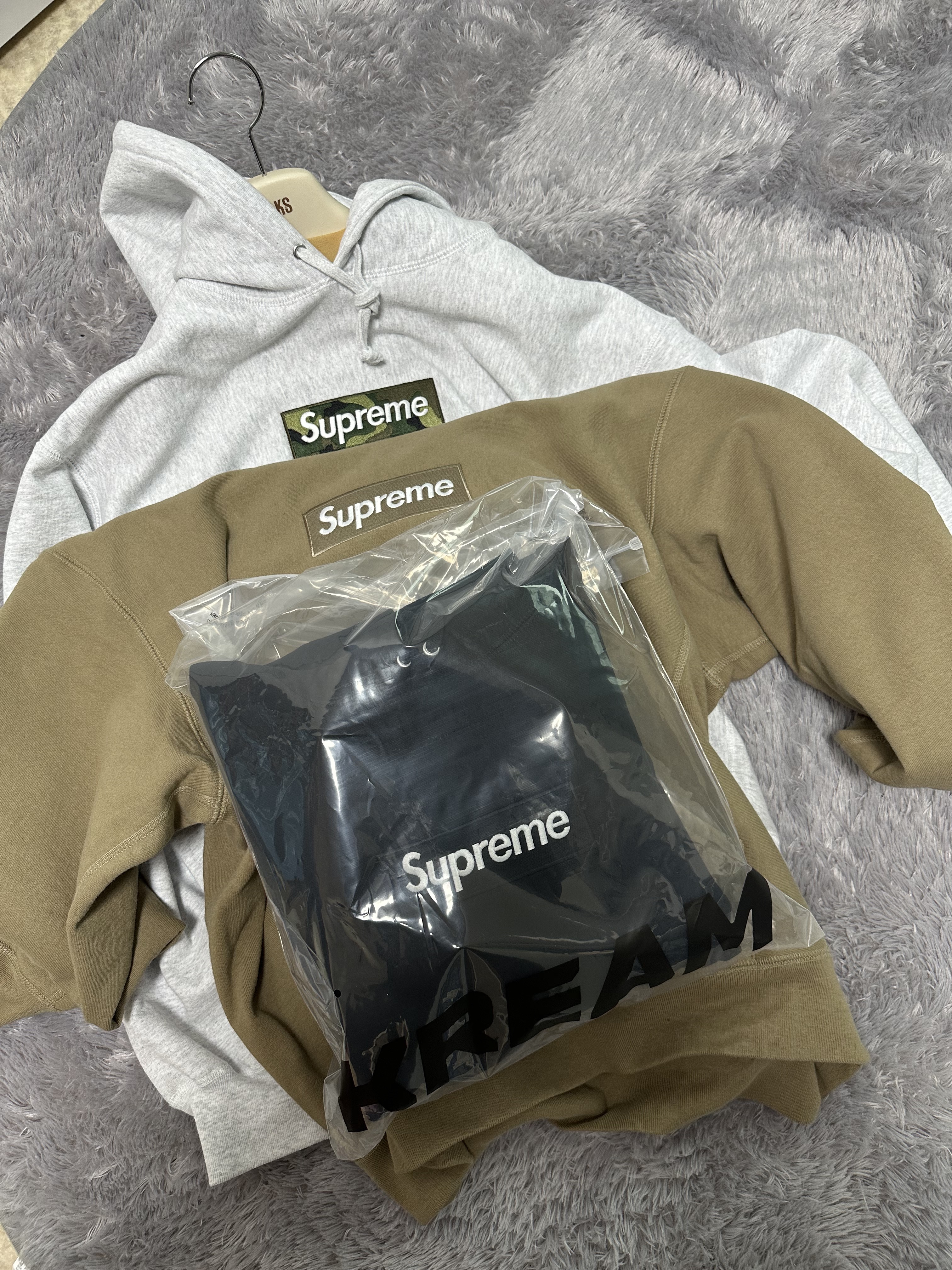 Supreme Box Logo Hooded Sweatshirt Ash Grey - 23FW, Supreme Box Logo Hooded Sweatshirt Black - 23FW 착용 스타일