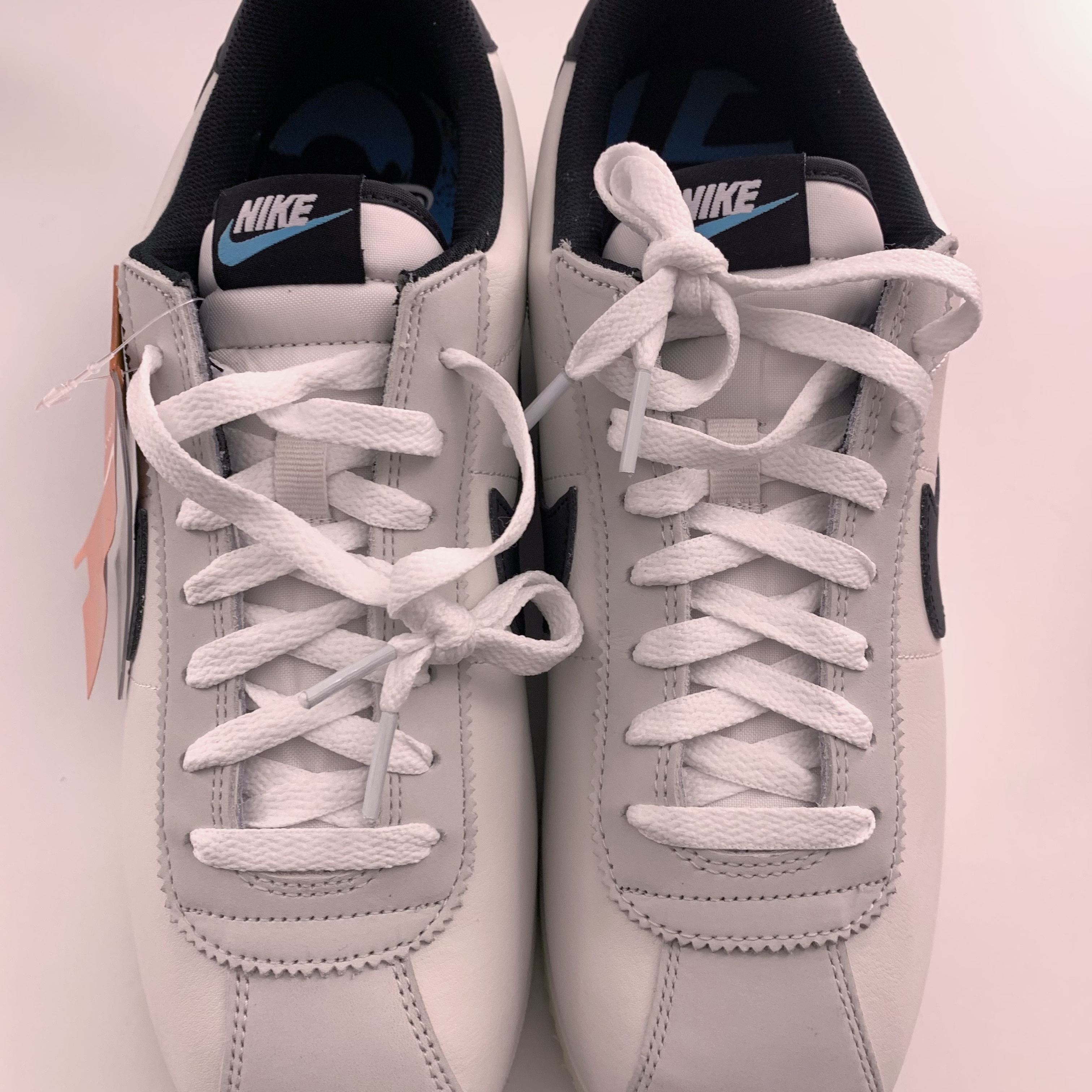 (W) Nike Cortez SE Supersonic Phantom Light Bone 착용 스타일 - 2
