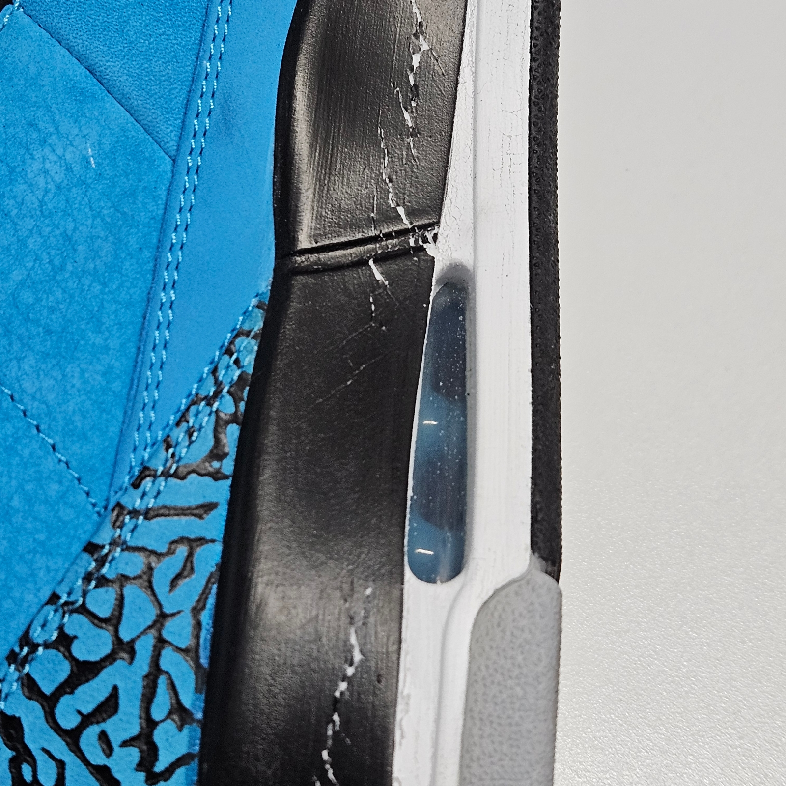 Jordan 3 Retro Powder Blue 착용 스타일 - 4