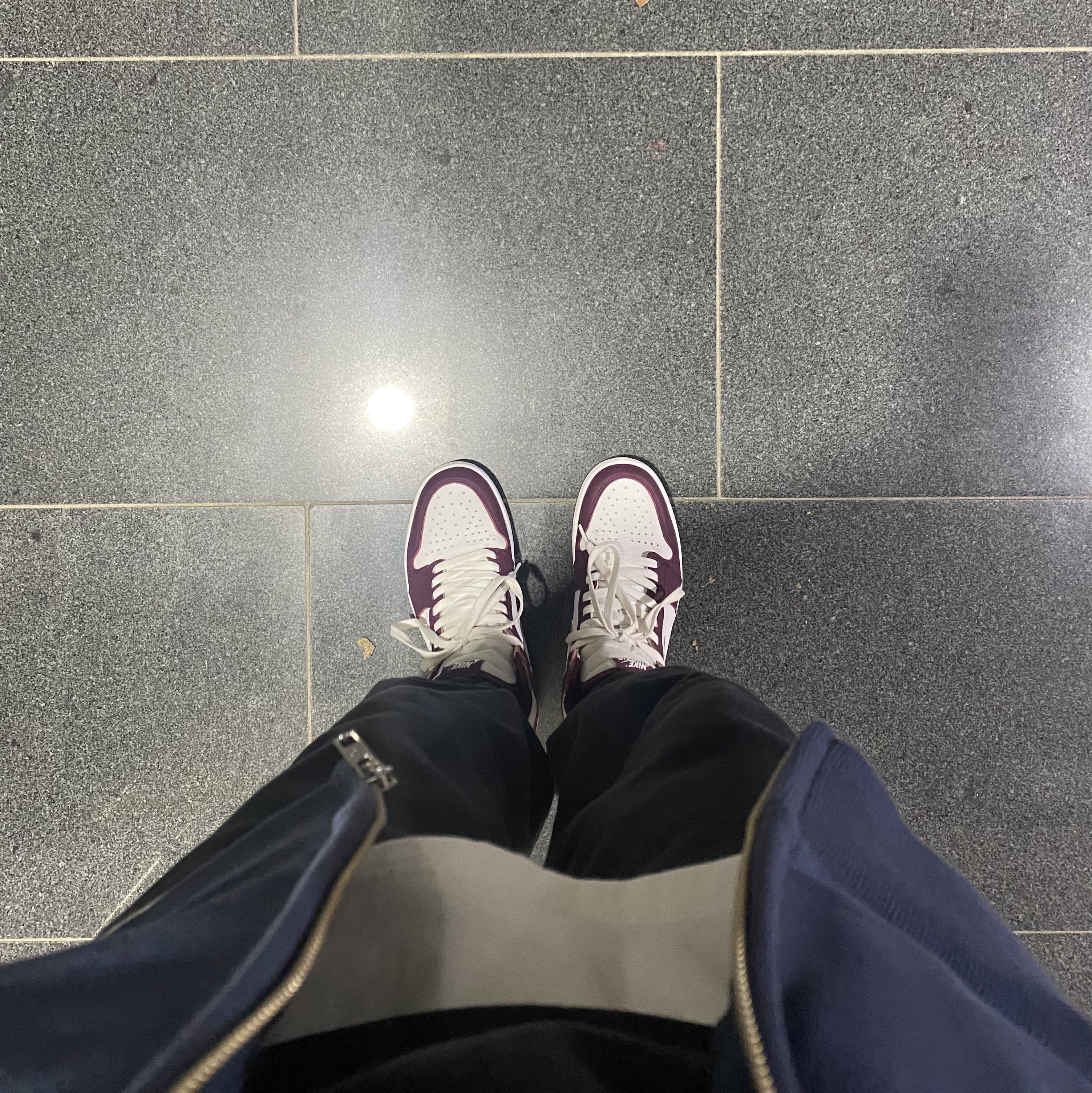 Jordan 1 Retro High OG Bordeaux 착용 스타일