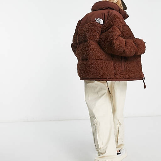 The North Face High Pile Nuptse Jacket Dark Oak, The North Face Fleece Earmuff Cap EX Cocoa Brown 착용 스타일