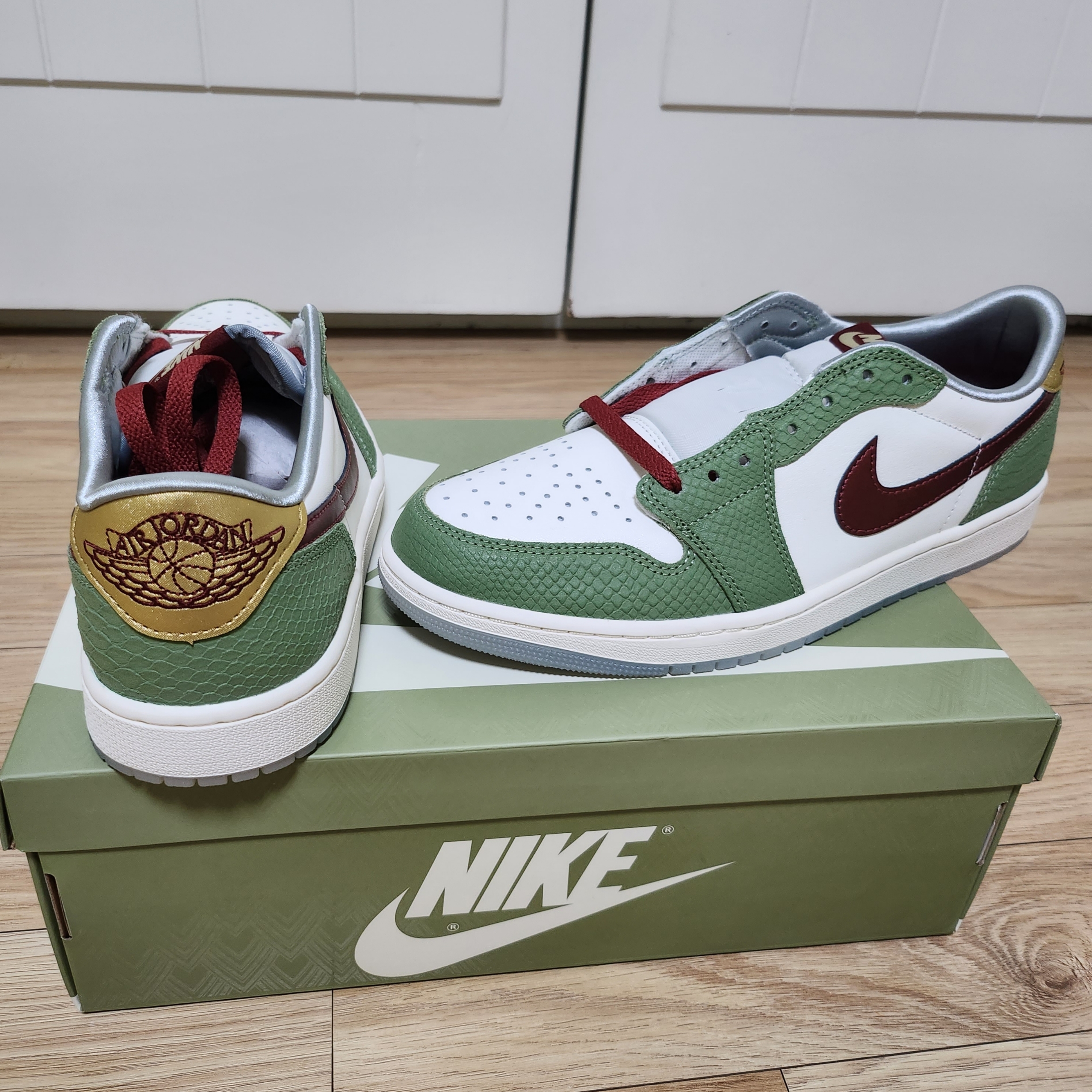 Jordan 1 Retro Low OG Chinese New Year 착용 스타일 - 3