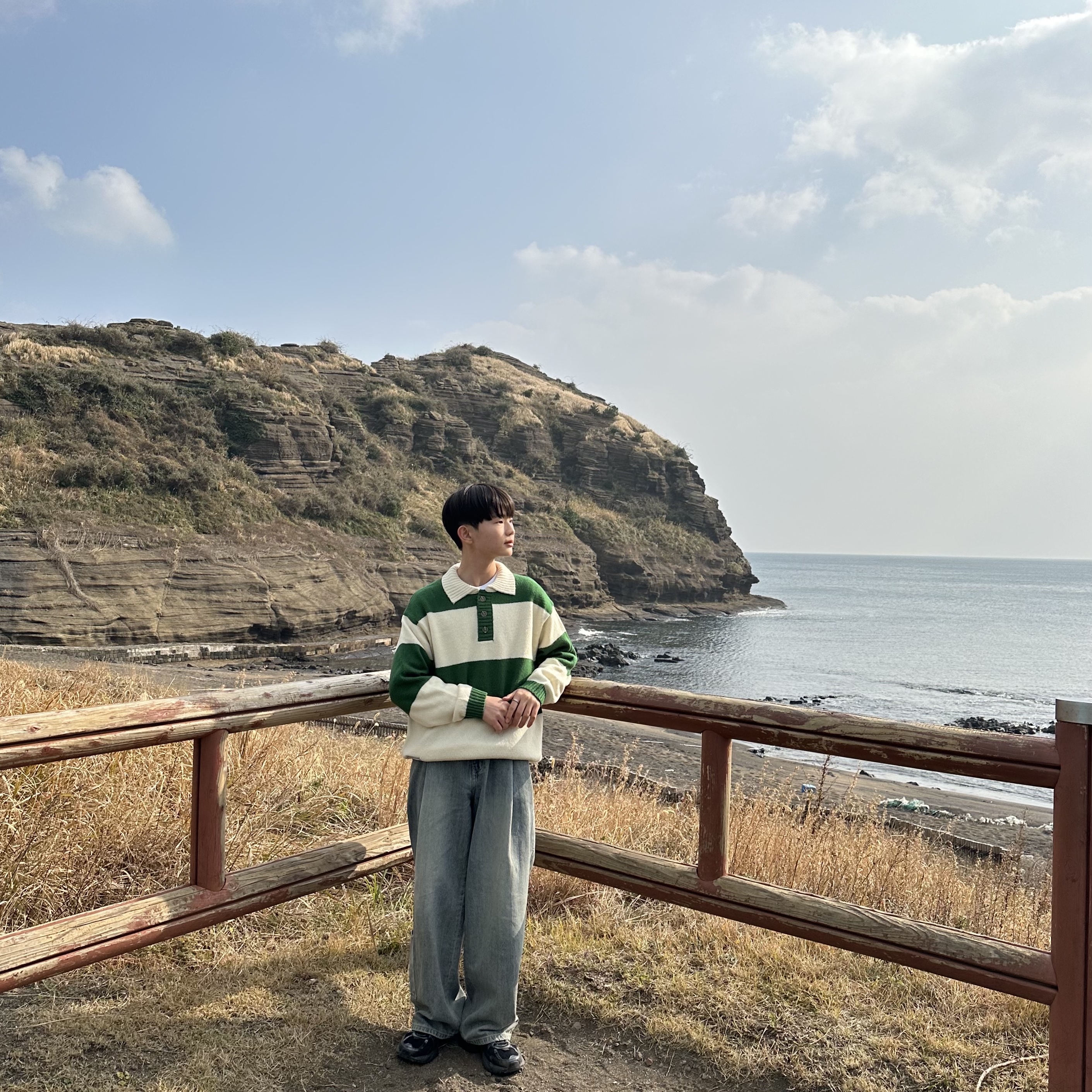 나이키 V2K 런 블랙 앤트러사이트 착용 스타일