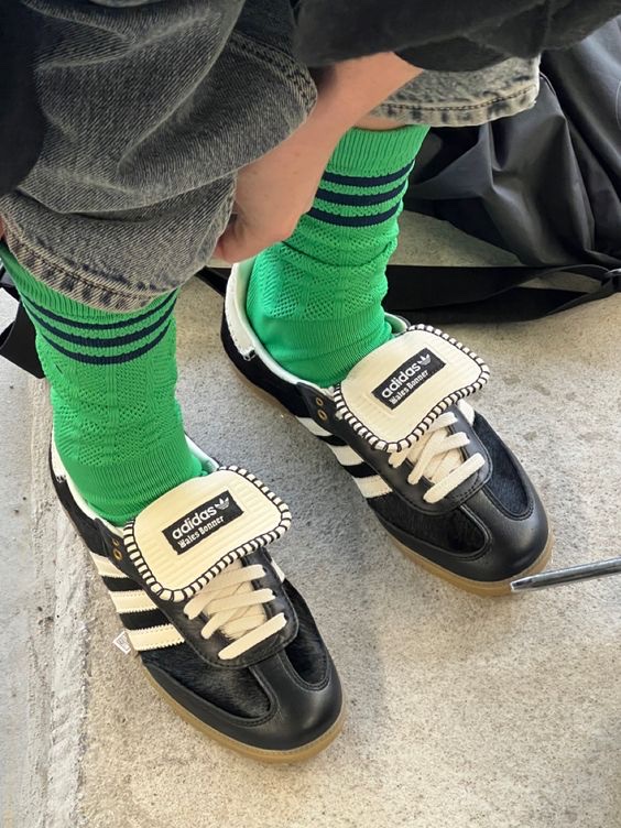 Adidas x Wales Bonner Pony Tonal Samba Core Black Cream White 착용 스타일