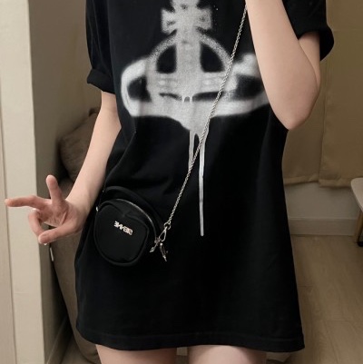Vivienne Westwood Spray Orb Cotton T-Shirt Black 착용 스타일