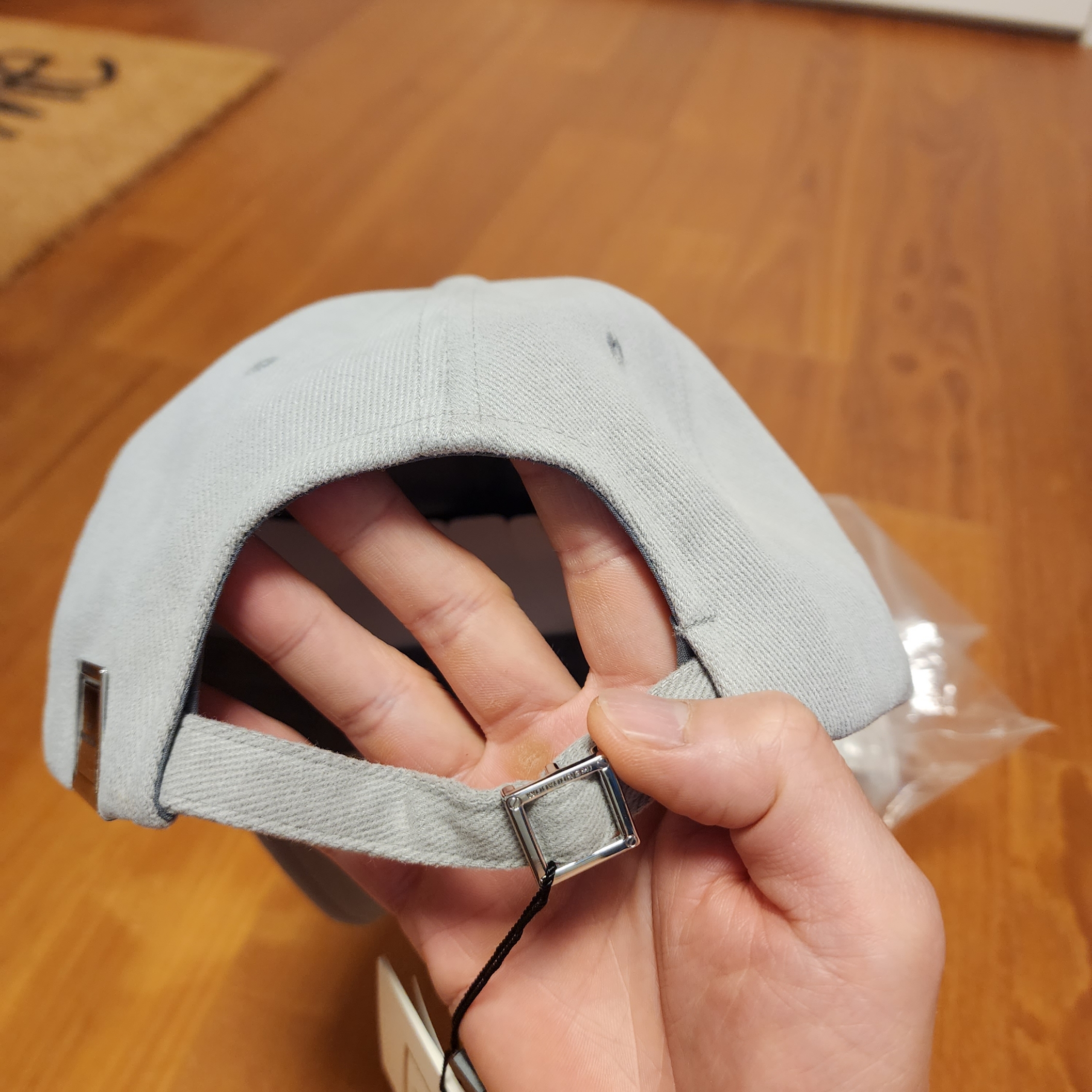 Wooyoungmi Embroidered Ball Cap Gray - 23FW 착용 스타일 - 2