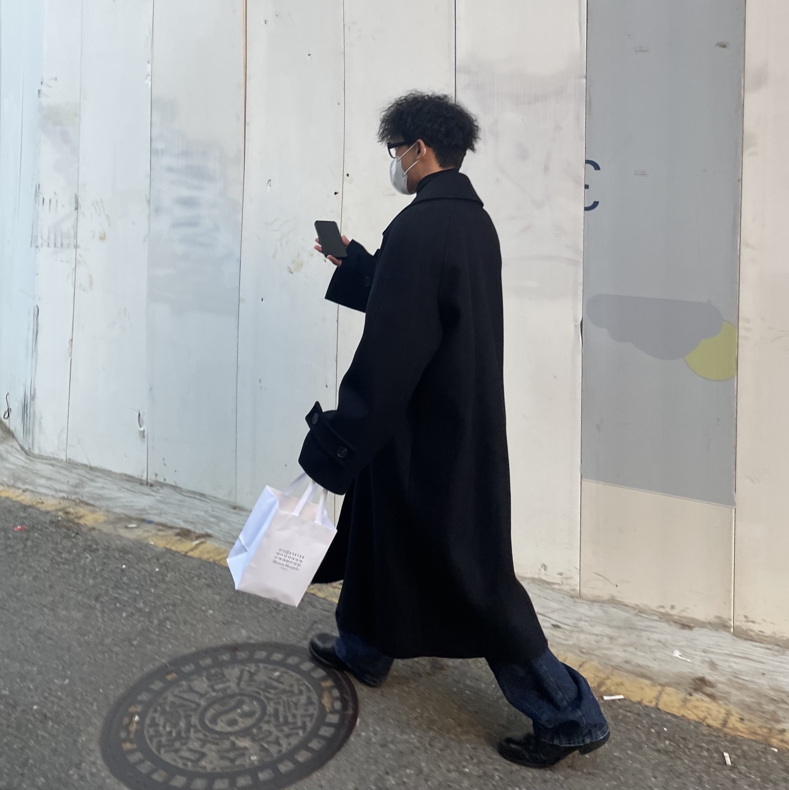 Undermycar Majanne Multi Button Oversized Wool Coat Black Oyster - 21FW 착용 스타일 - 3