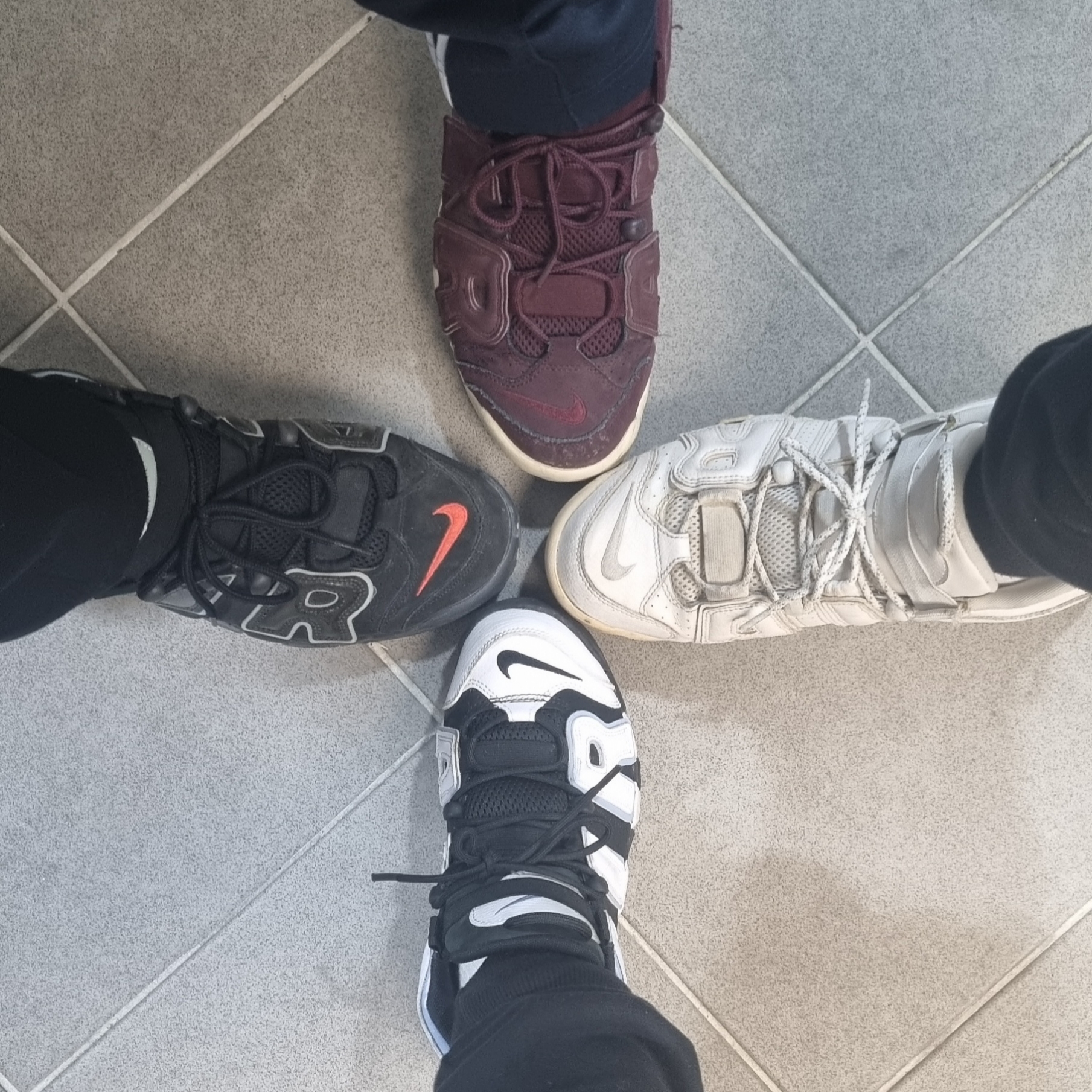 Nike Air More Uptempo Triple White, Nike Air More Uptempo Night Maroon 착용 스타일