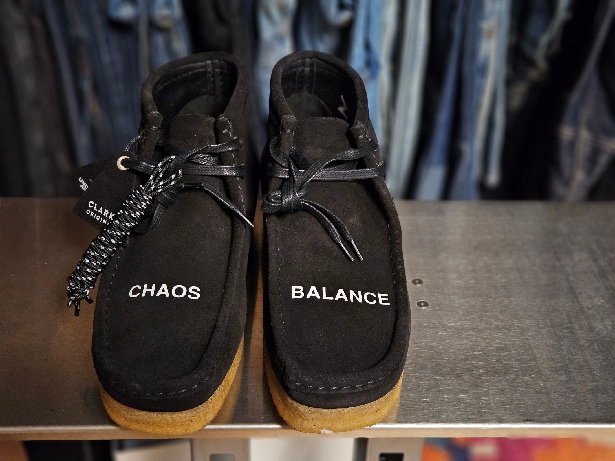 Clarks x Undercover Wallabee Boot Black 착용 스타일