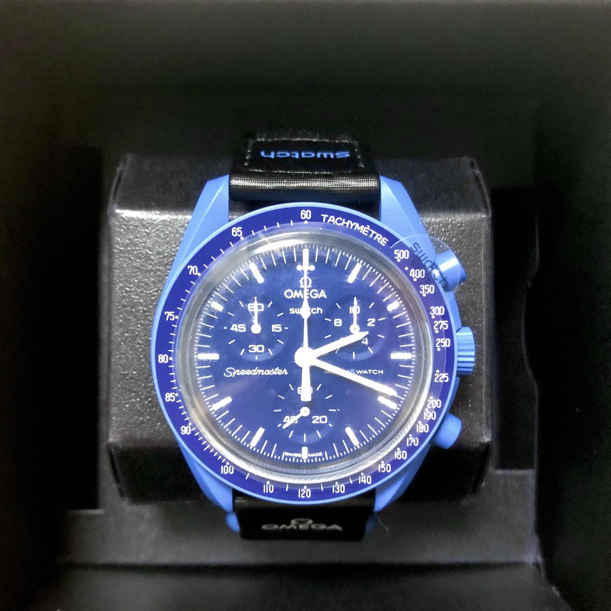 Swatch x Omega Bioceramic MoonSwatch Mission To Neptune 착용 스타일