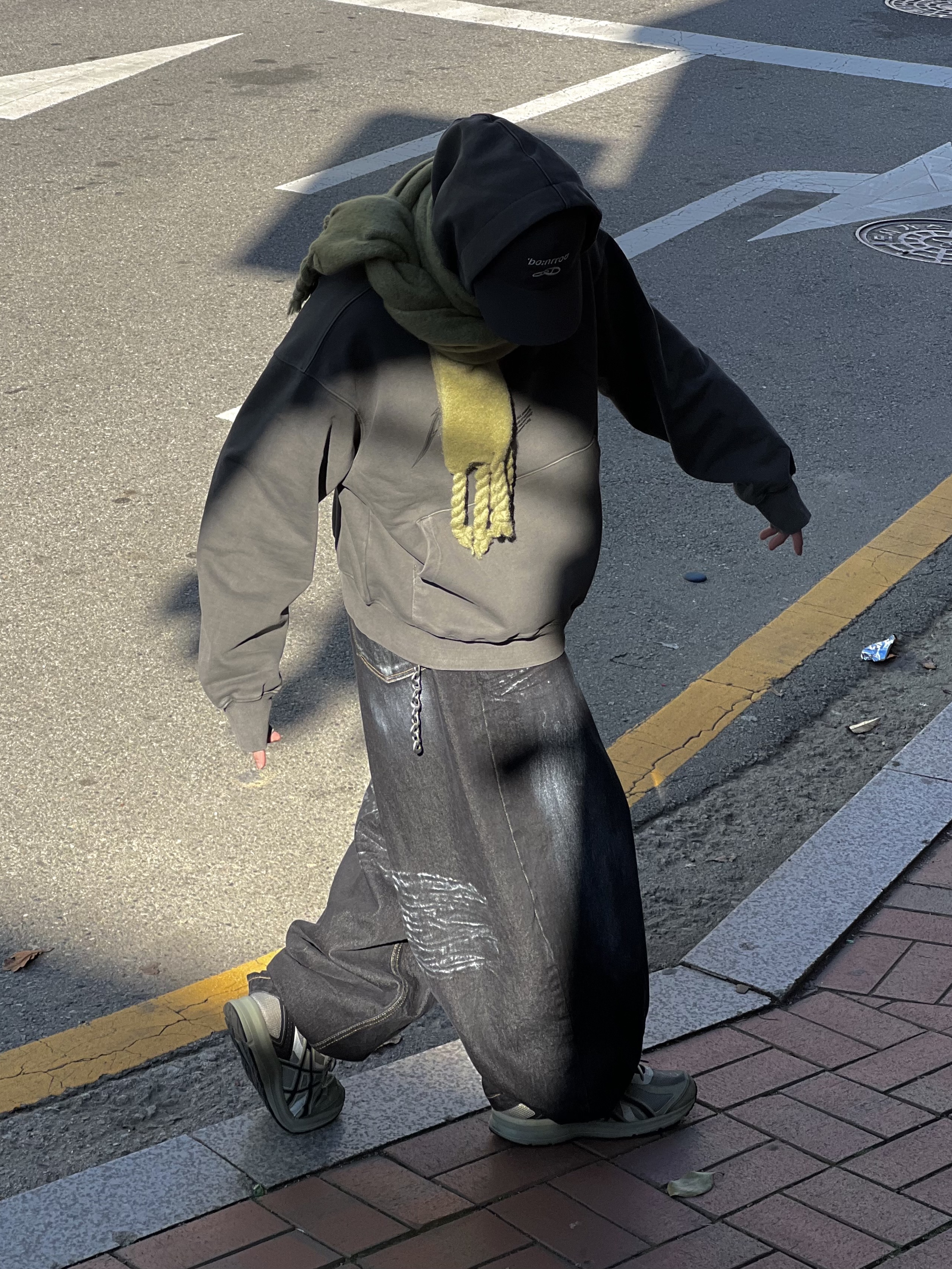 Asics Jog 100 S Sheet Rock - 2E Wide 착용 스타일 - 1