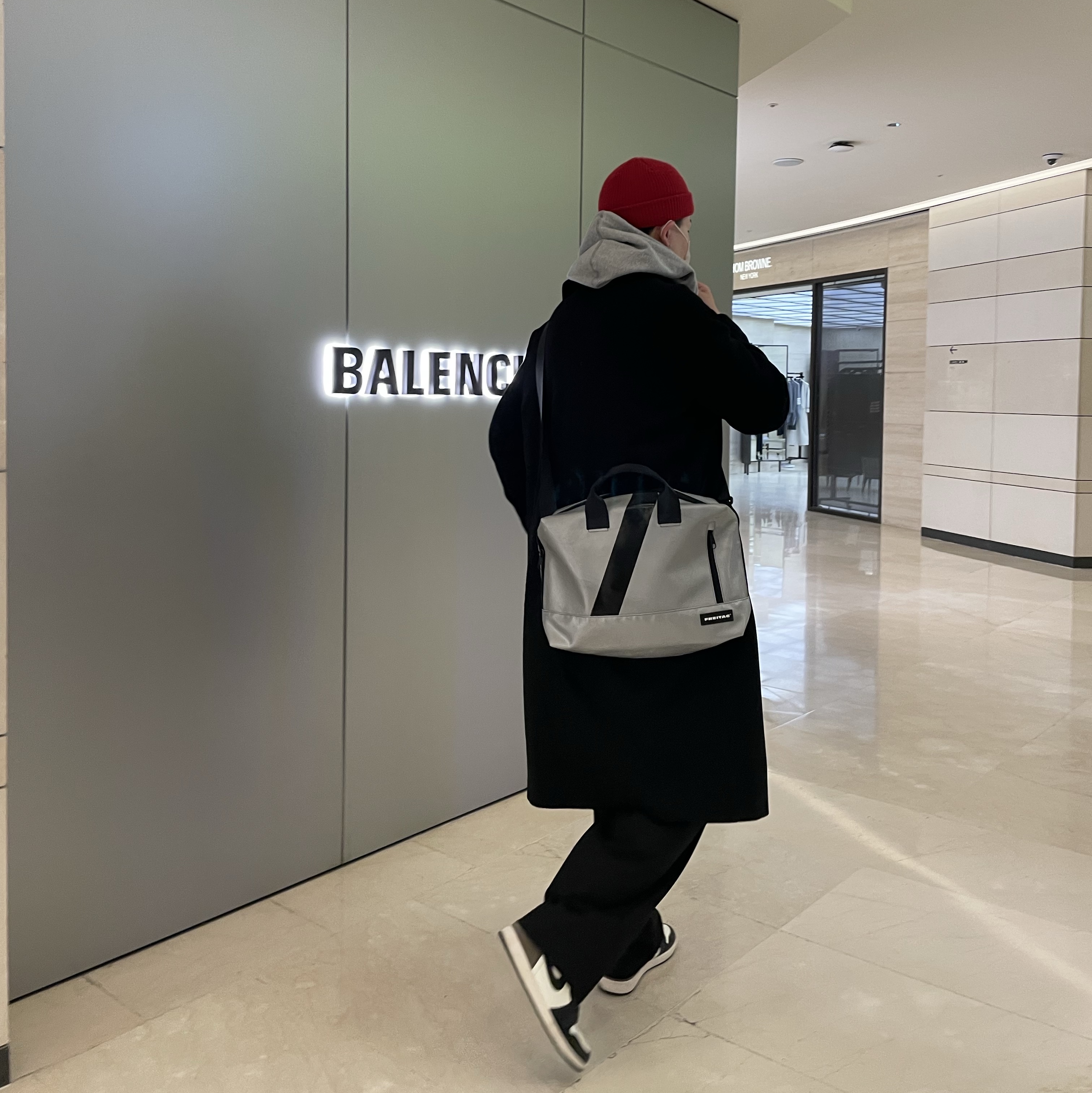 Jordan 1 Retro High OG Black Mocha, Wooyoungmi Black Back Logo Hoodie Grey - 22SS 착용 스타일 - 1