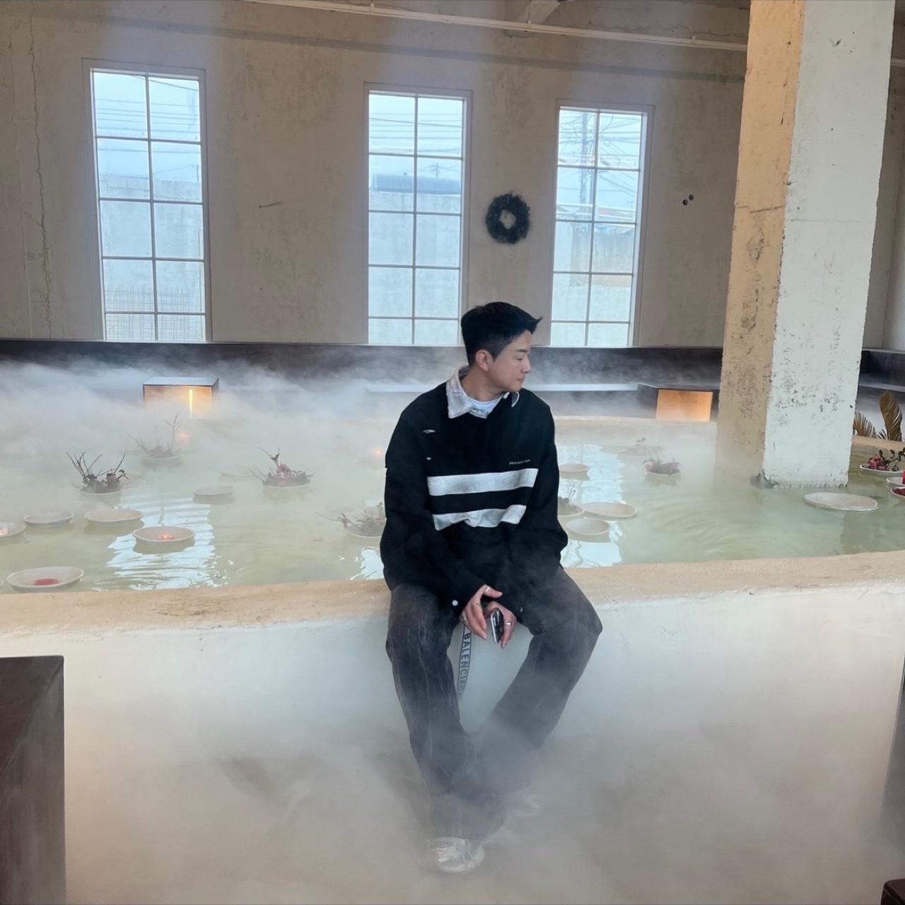 Project G/R Bullied Polo Shirts Black, Balenciaga 3XL Sneakers Light Beige 착용 스타일 - 1