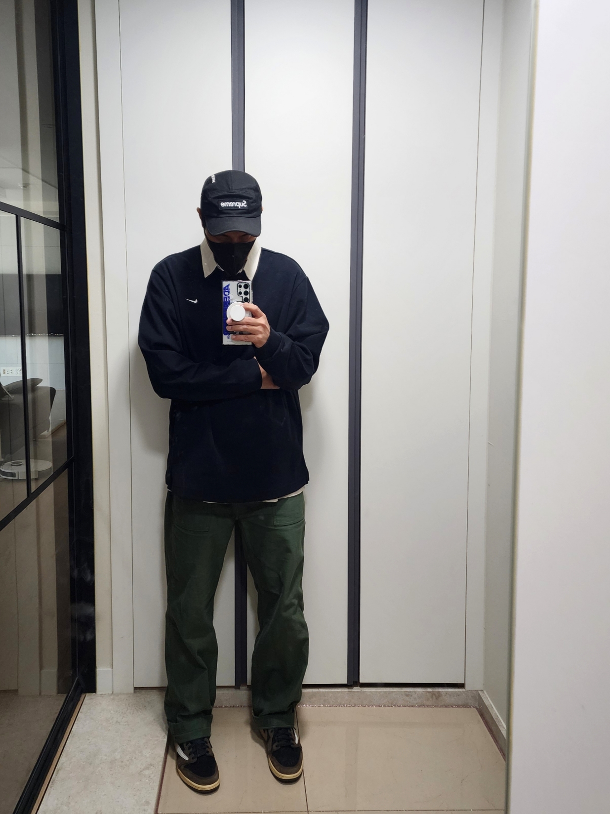 Supreme Military Camp Cap Black - 21FW, Jordan 1 x Travis Scott Retro Low OG SP Mocha 착용 스타일 - 3