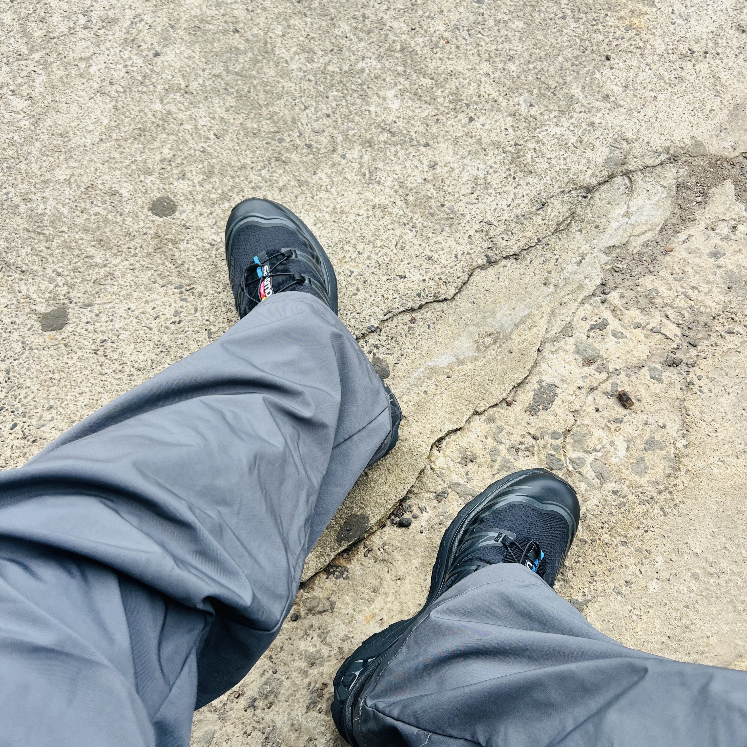 Salomon XT-6 ADV Black 착용 스타일