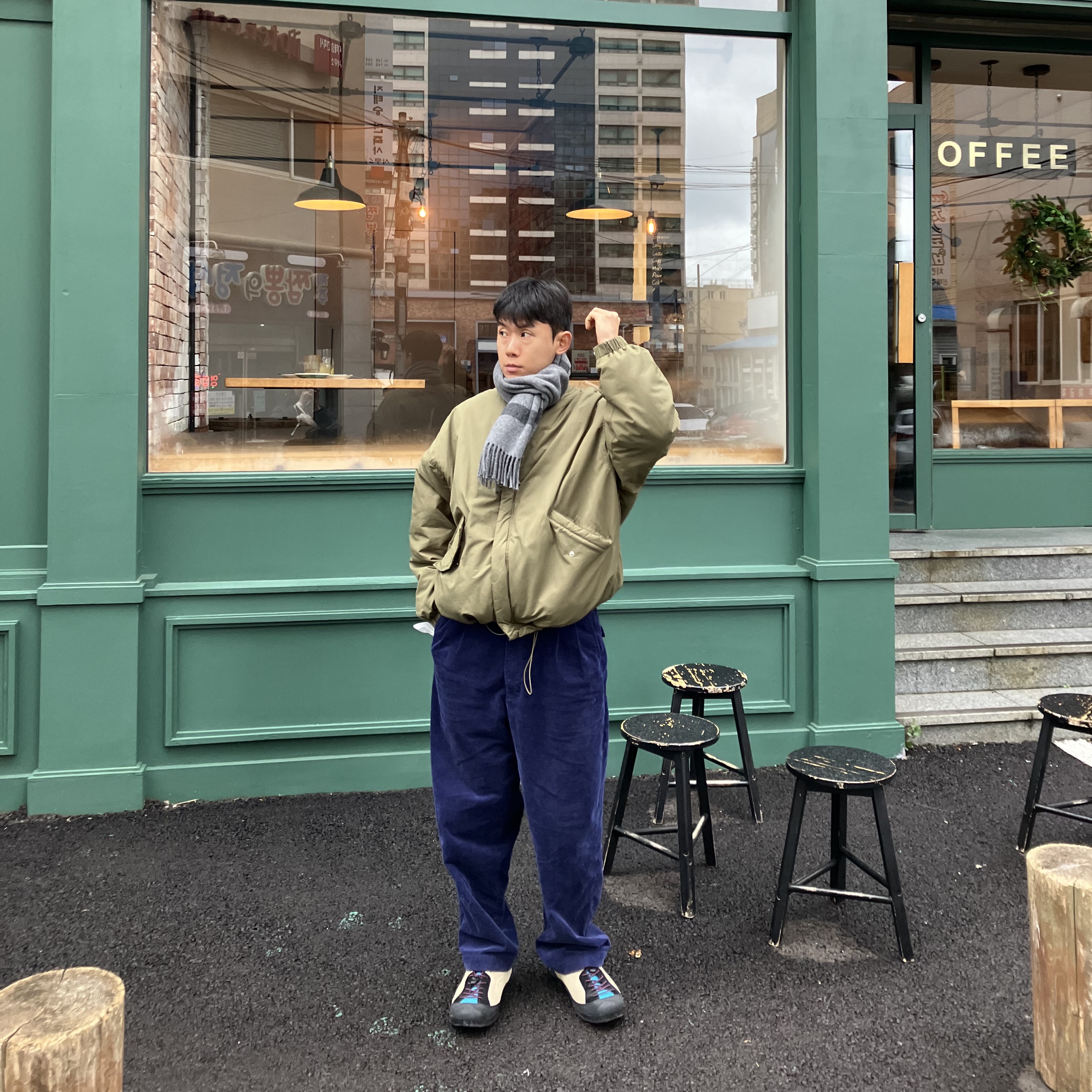 Keen Jasper Rocks SP Sneakers Beige 착용 스타일