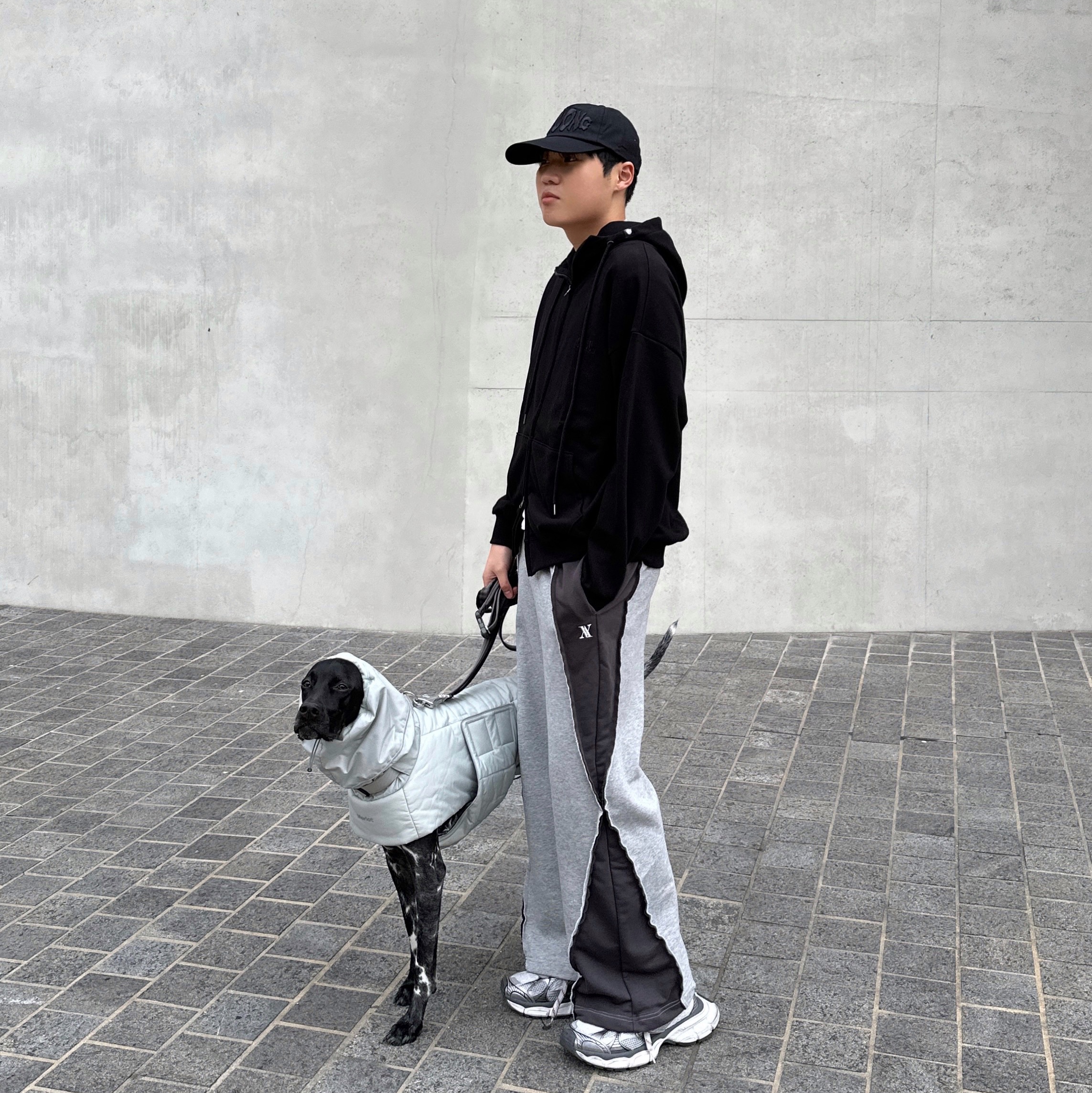 Balenciaga 3XL Sneakers Grey White Red 착용 스타일 - 3