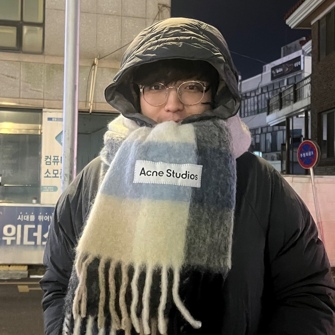 Ten C Artic Down Parka Grey Smog, Acne Studios Mohair Check Muffler Grey Green Black 착용 스타일