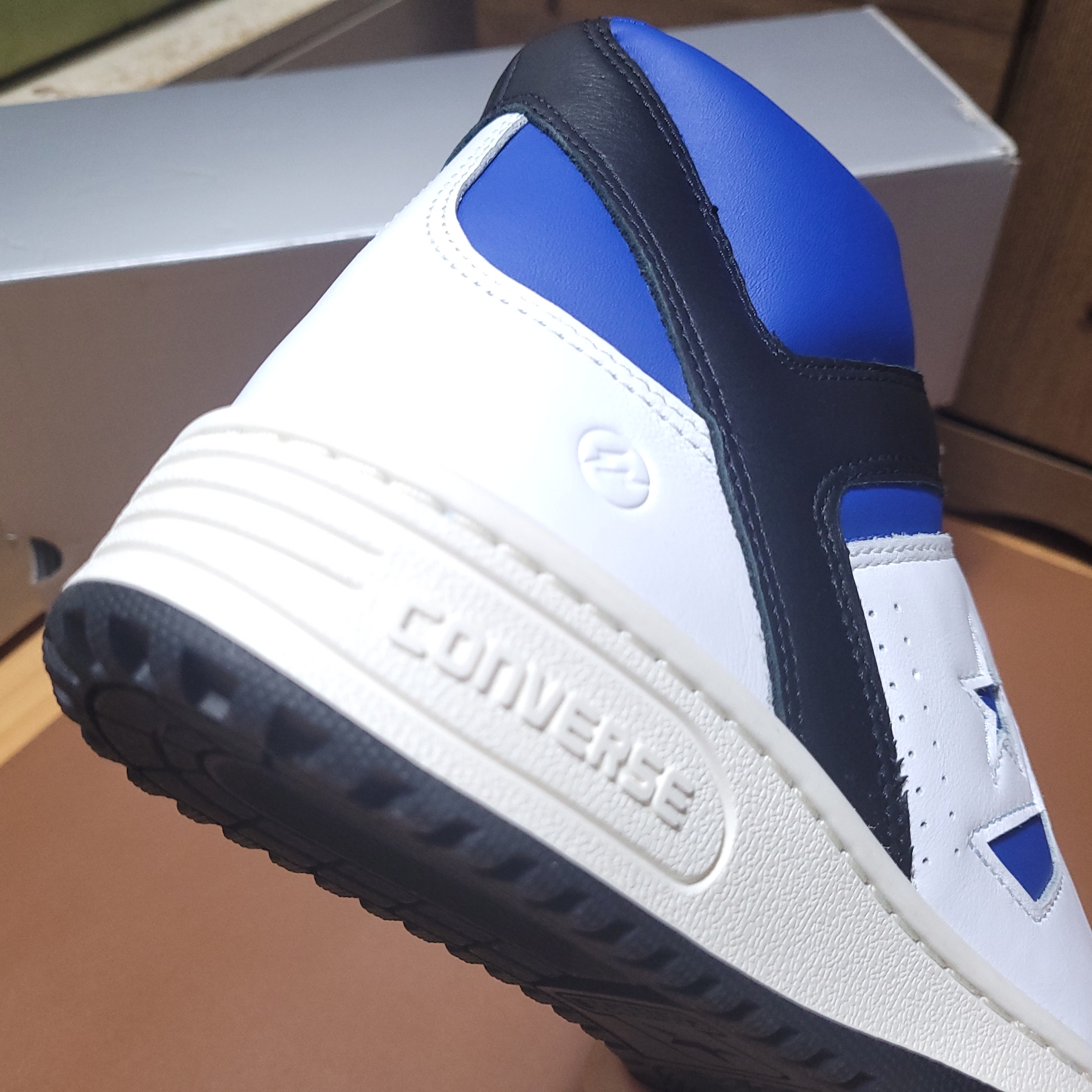 Converse x Fragment Weapon Mid White 착용 스타일 - 3