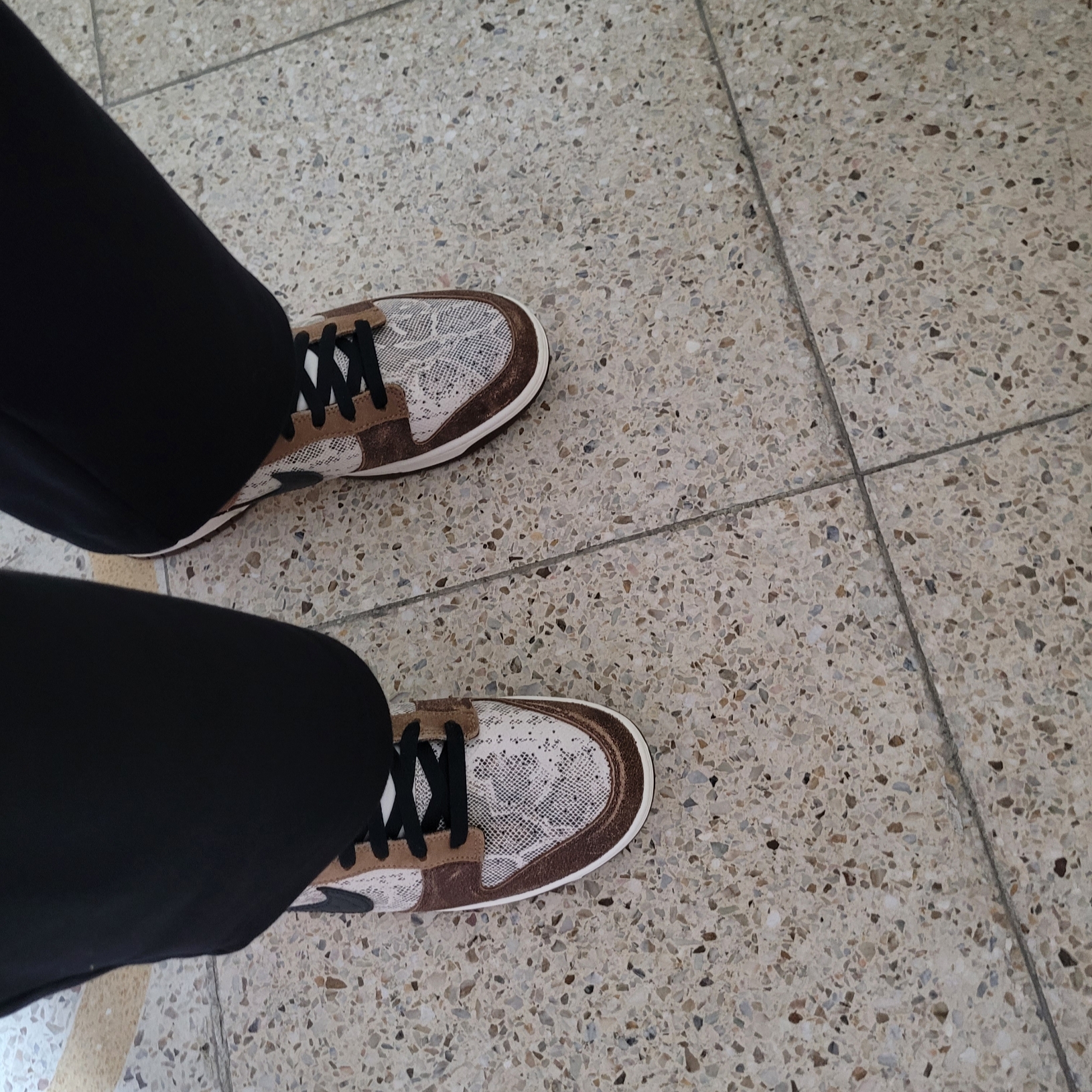 Nike Dunk Low PRM Head to Head 착용 스타일 - 2