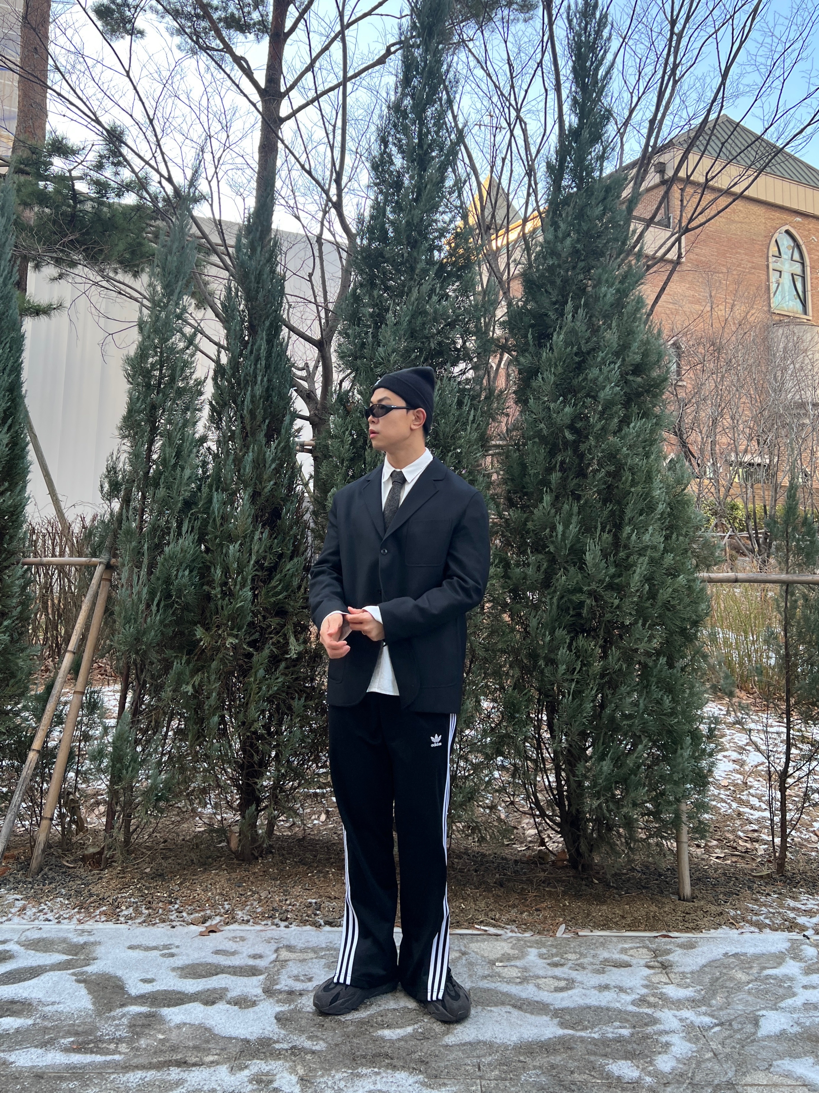 Oakley Eye Jacket Redux Matte Black Frame Prizm Grey Lenses High Bridge Fit, Adidas Yeezy Boost 700 V2 Vanta 2019 착용 스타일 - 2
