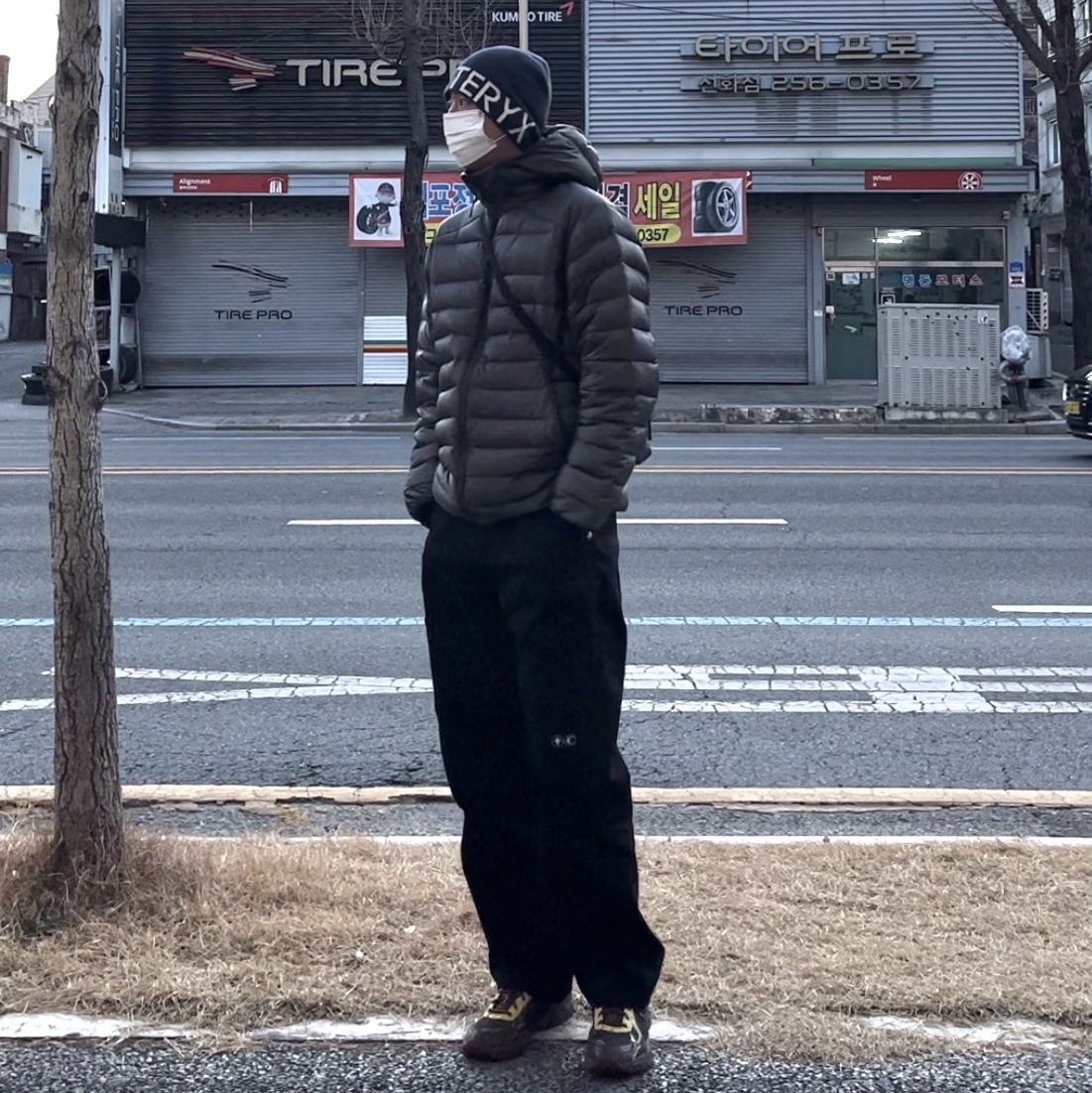 Thug Club Thug Pants (2) Black, Arc'teryx Word Head Toque Black Sapphire 착용 스타일 - 2