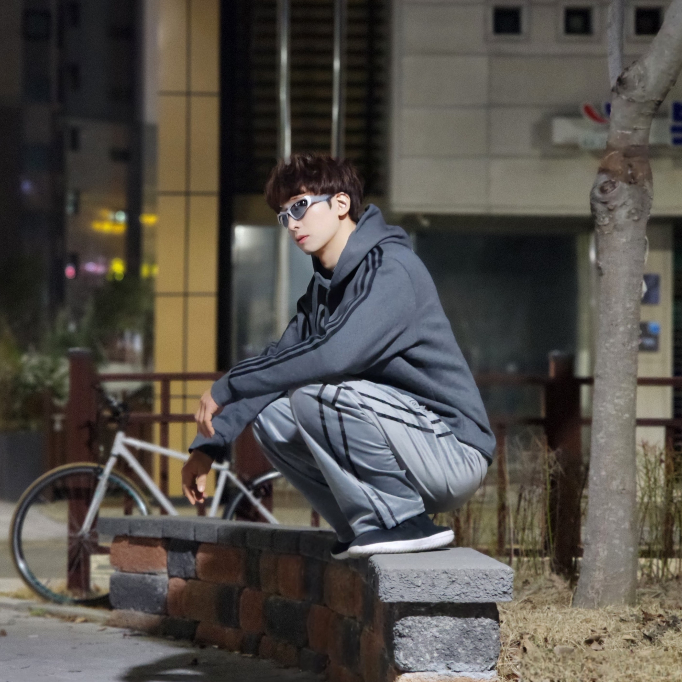 (W) 나이키 버로우 블랙, 나이키 버로우 블랙 화이트 착용 스타일 - 3