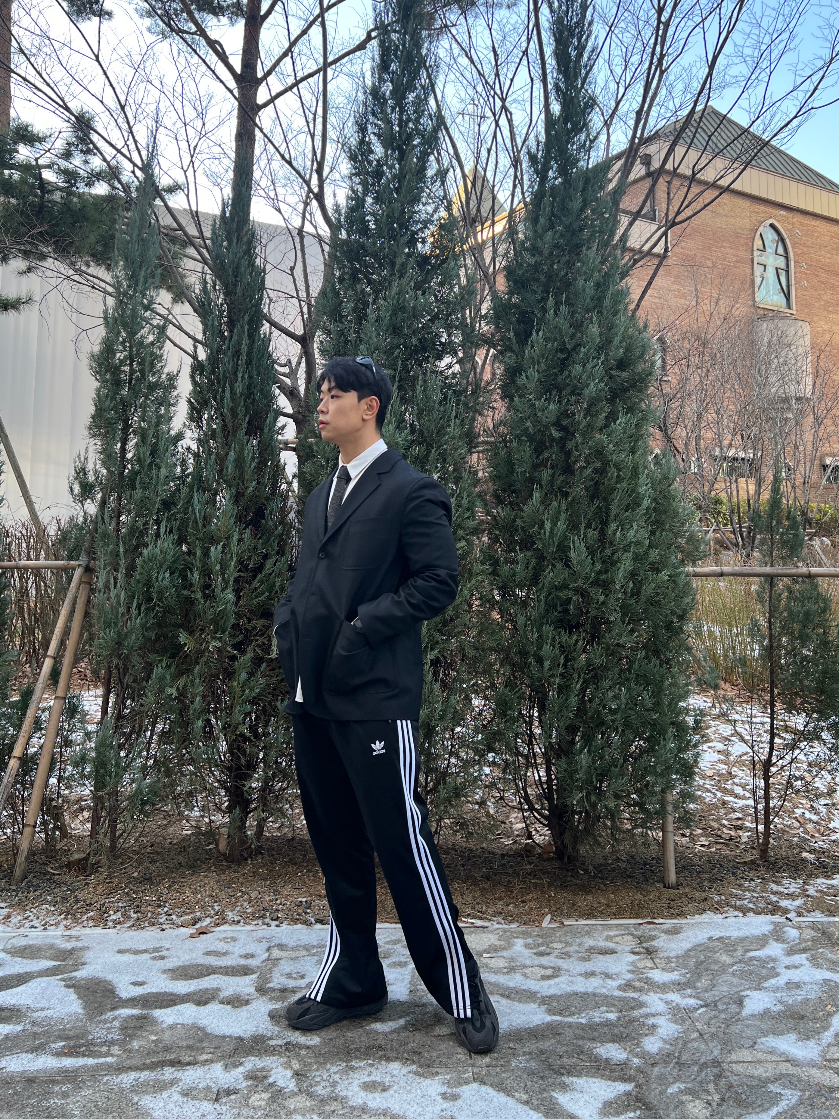 Oakley Eye Jacket Redux Matte Black Frame Prizm Grey Lenses High Bridge Fit, Adidas Yeezy Boost 700 V2 Vanta 2019 착용 스타일 - 1